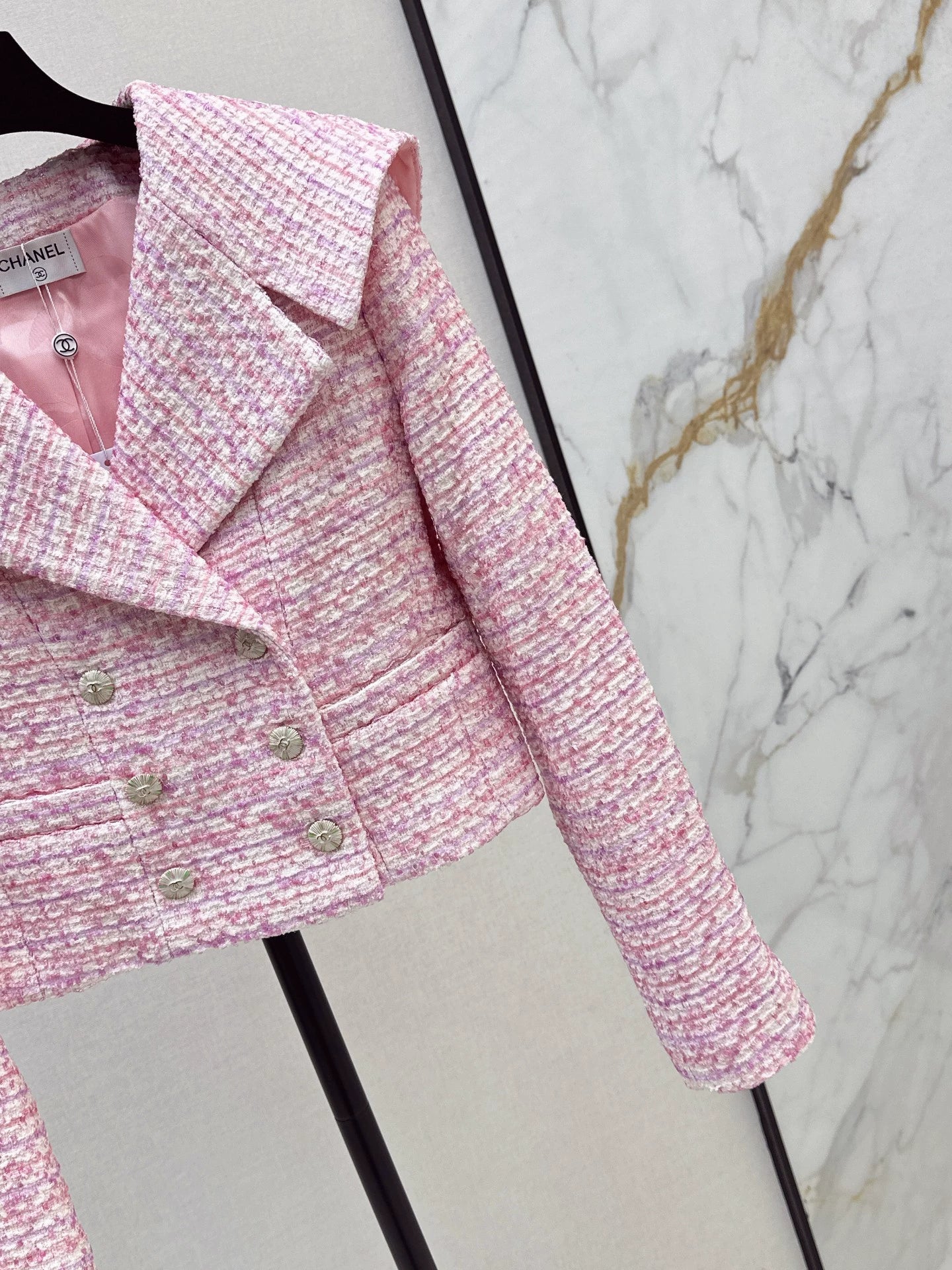 C 25fw Pink lapel jacket