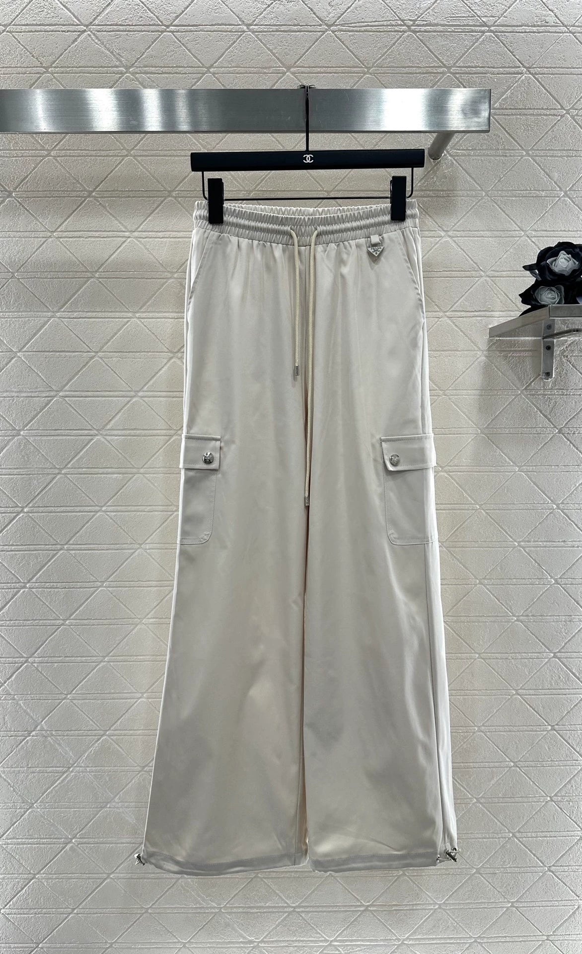 P 25 Workwear jacket, coat, and trousers set.