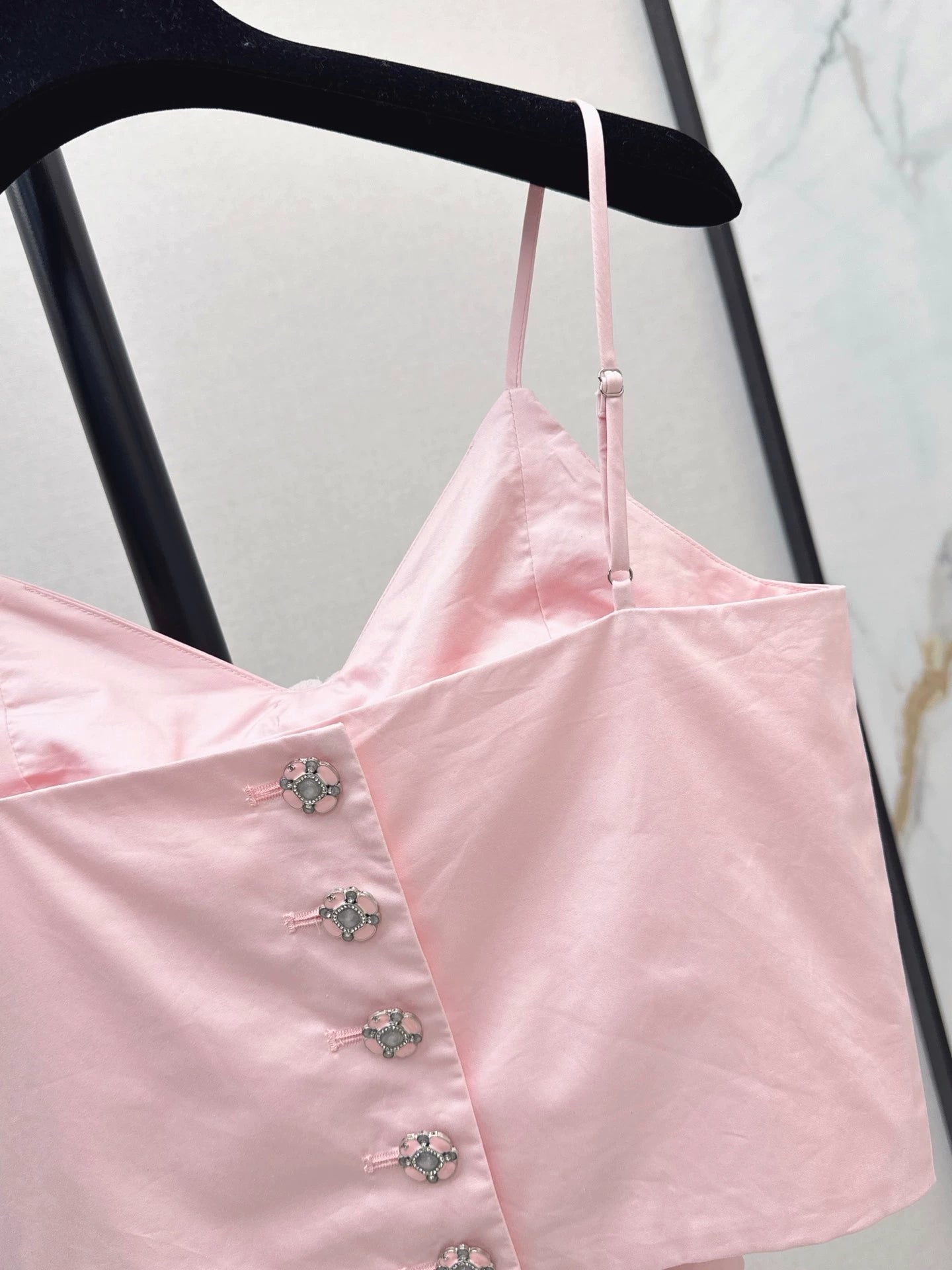 C 25 Bow-decorated suspenders(pink/white)