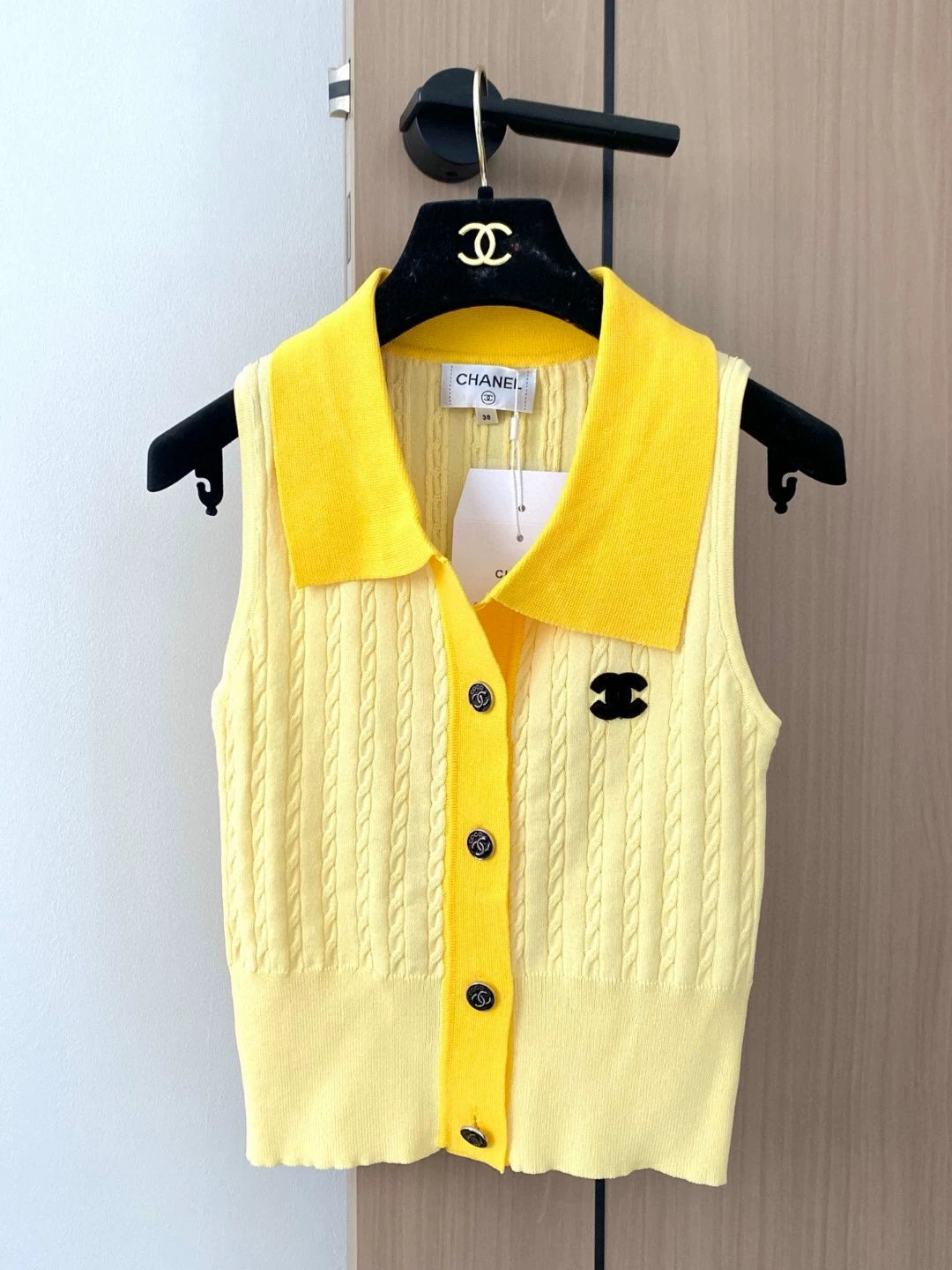 C 25 neue einreihige Revers ärmellose Strickweste