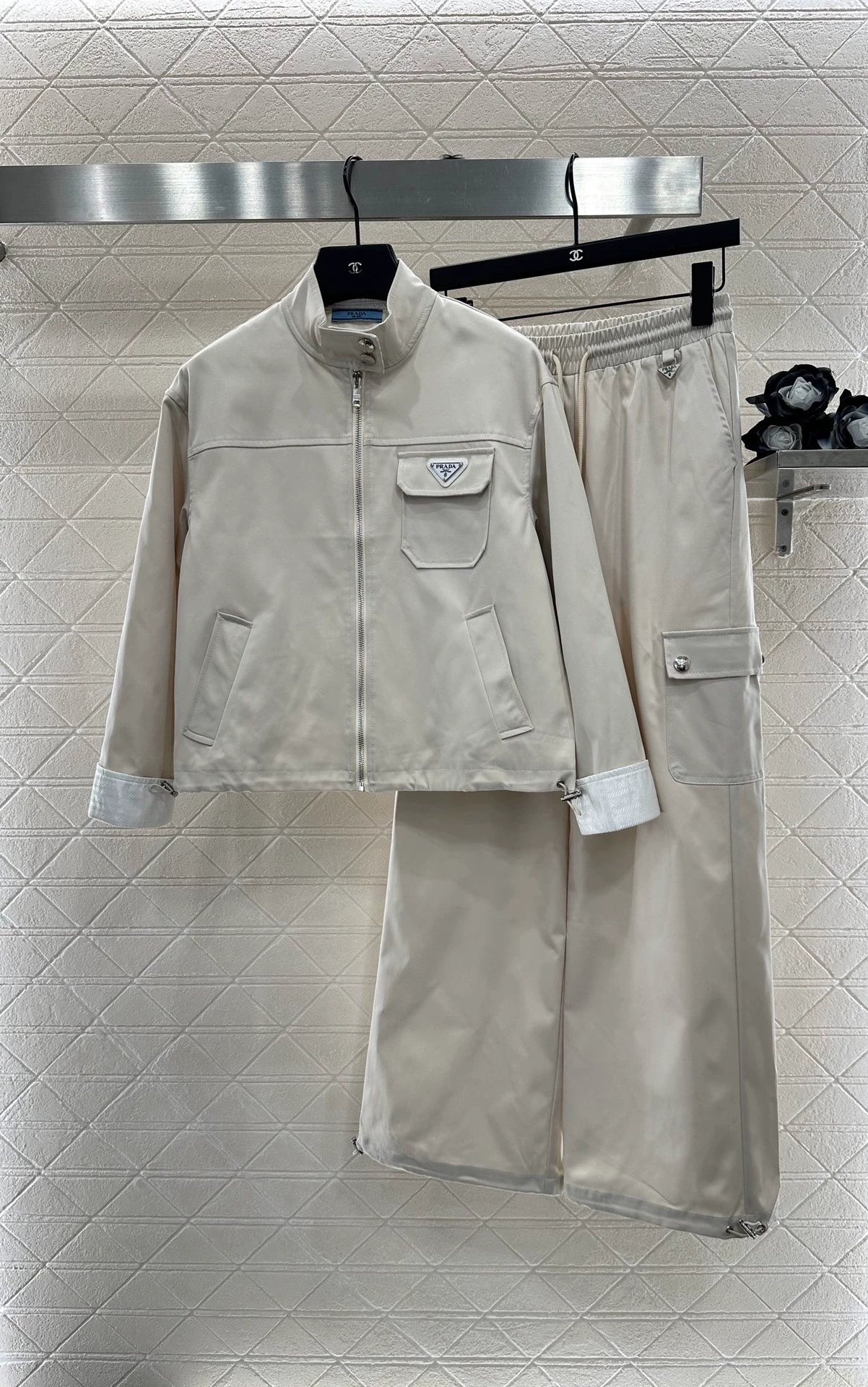 P 25 Workwear jacket, coat, and trousers set.