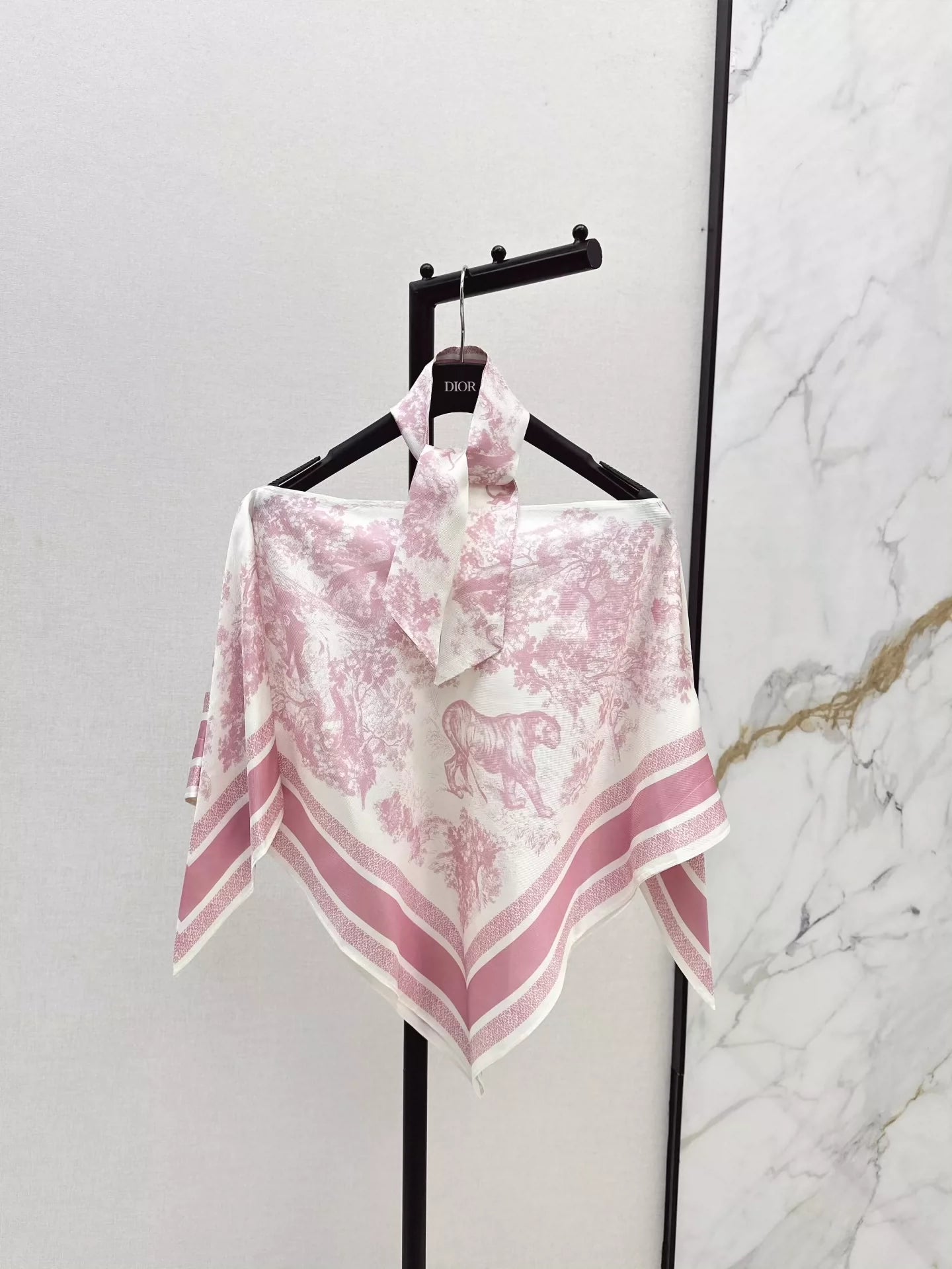 Di 25 Holiday style silk printed scarf cape cardigan