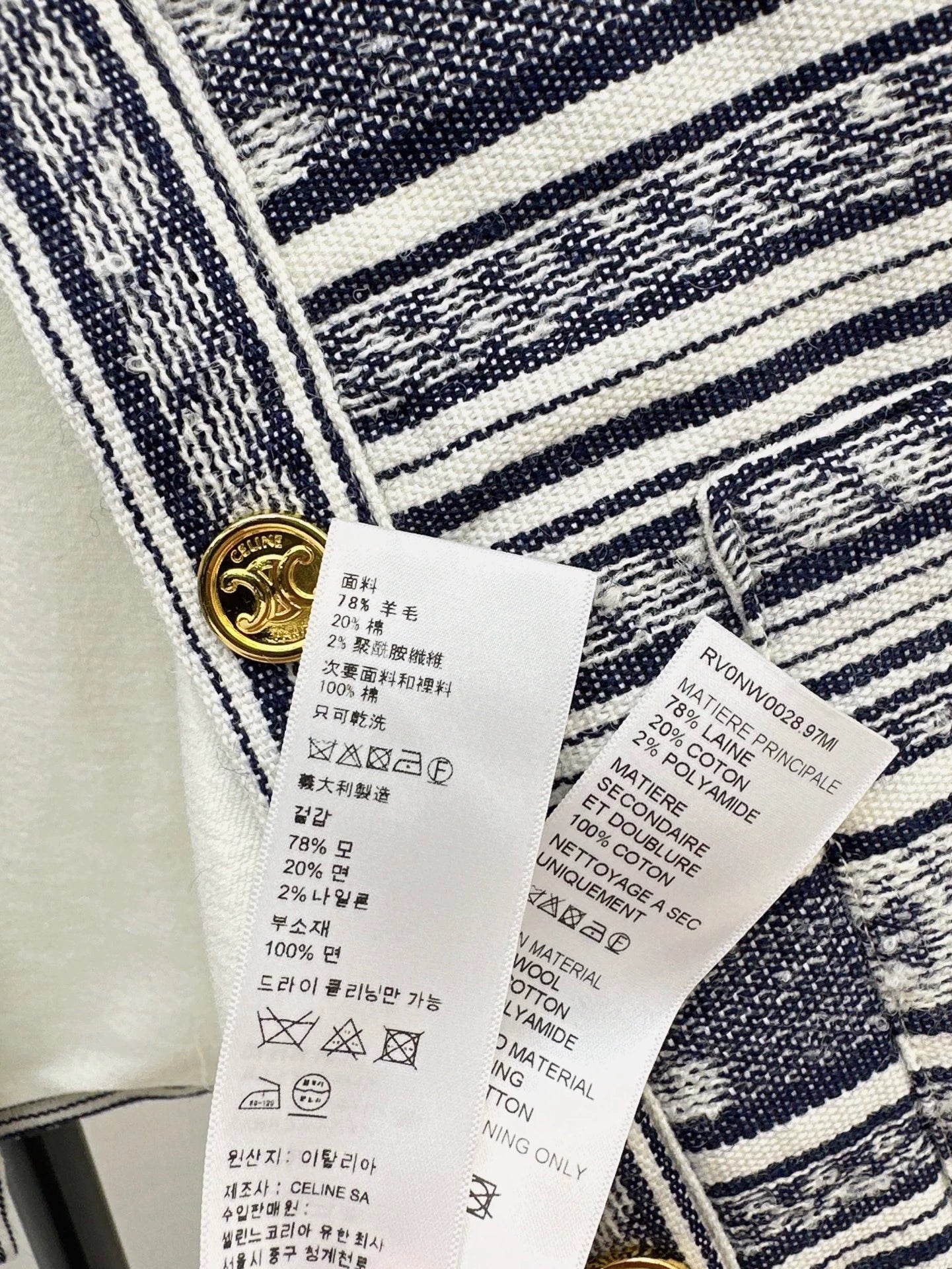 CE 25 Early Autumn New Embroidered Jacket