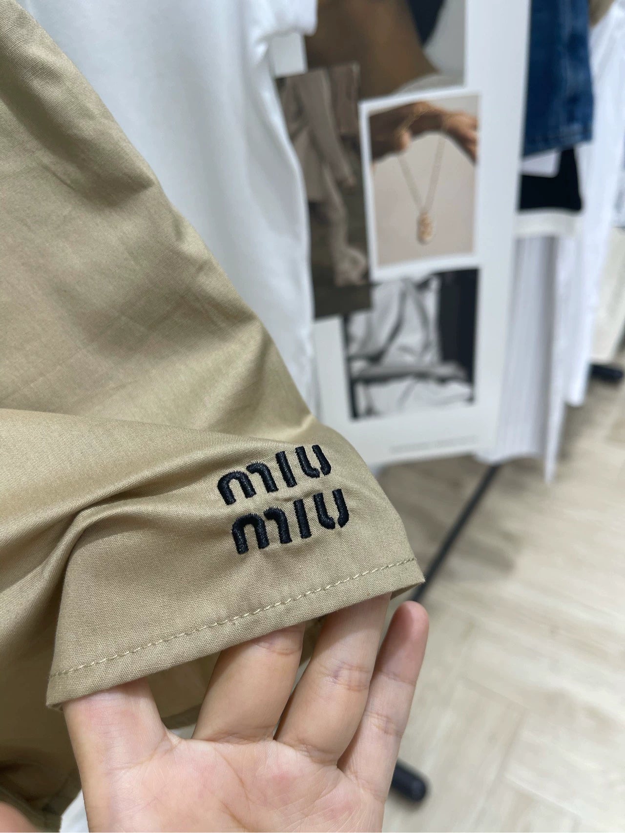 M 25 Khaki casual shorts