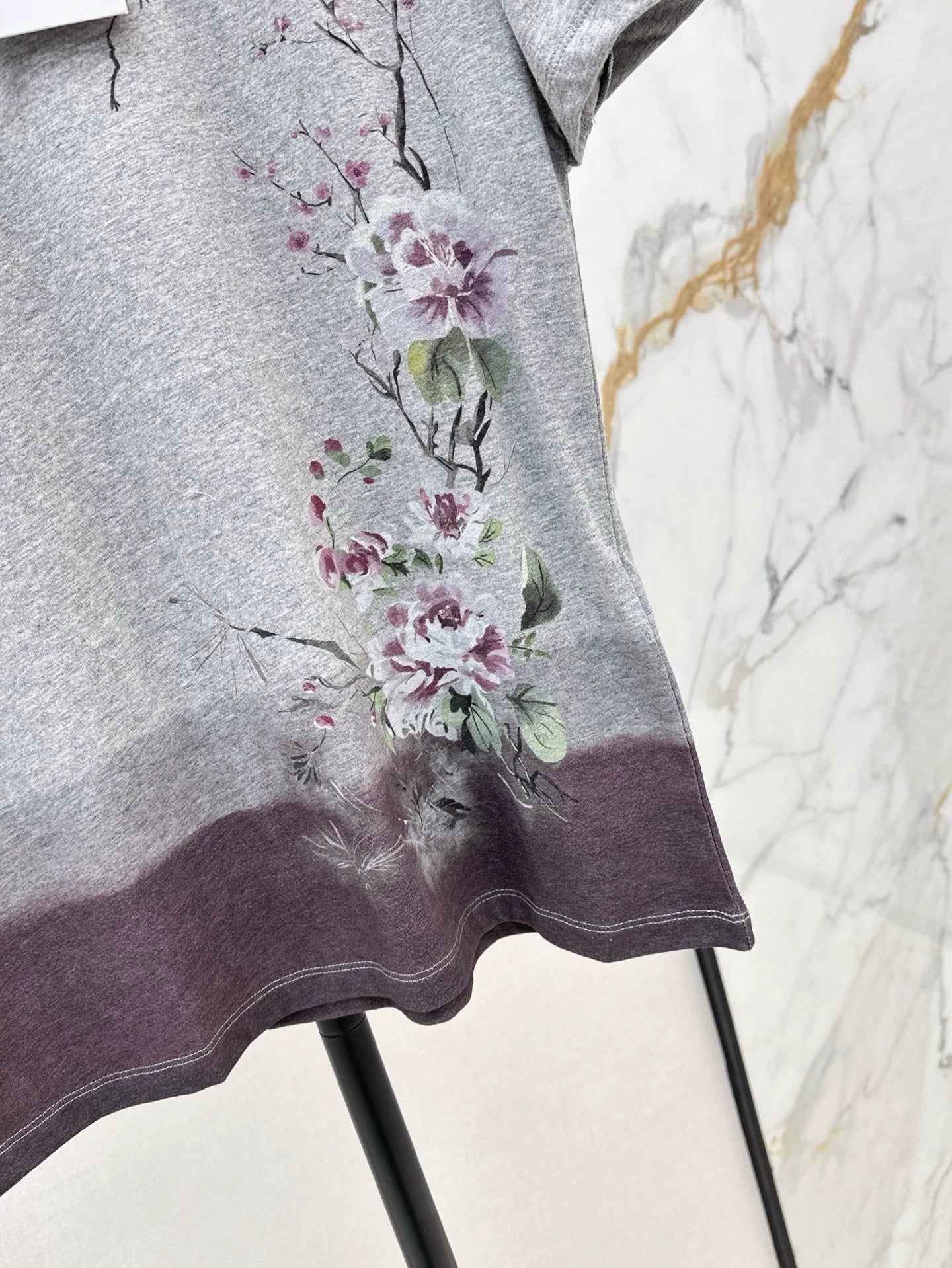 D 25 spring and summer latest pattern gradient short sleeve T-shirt