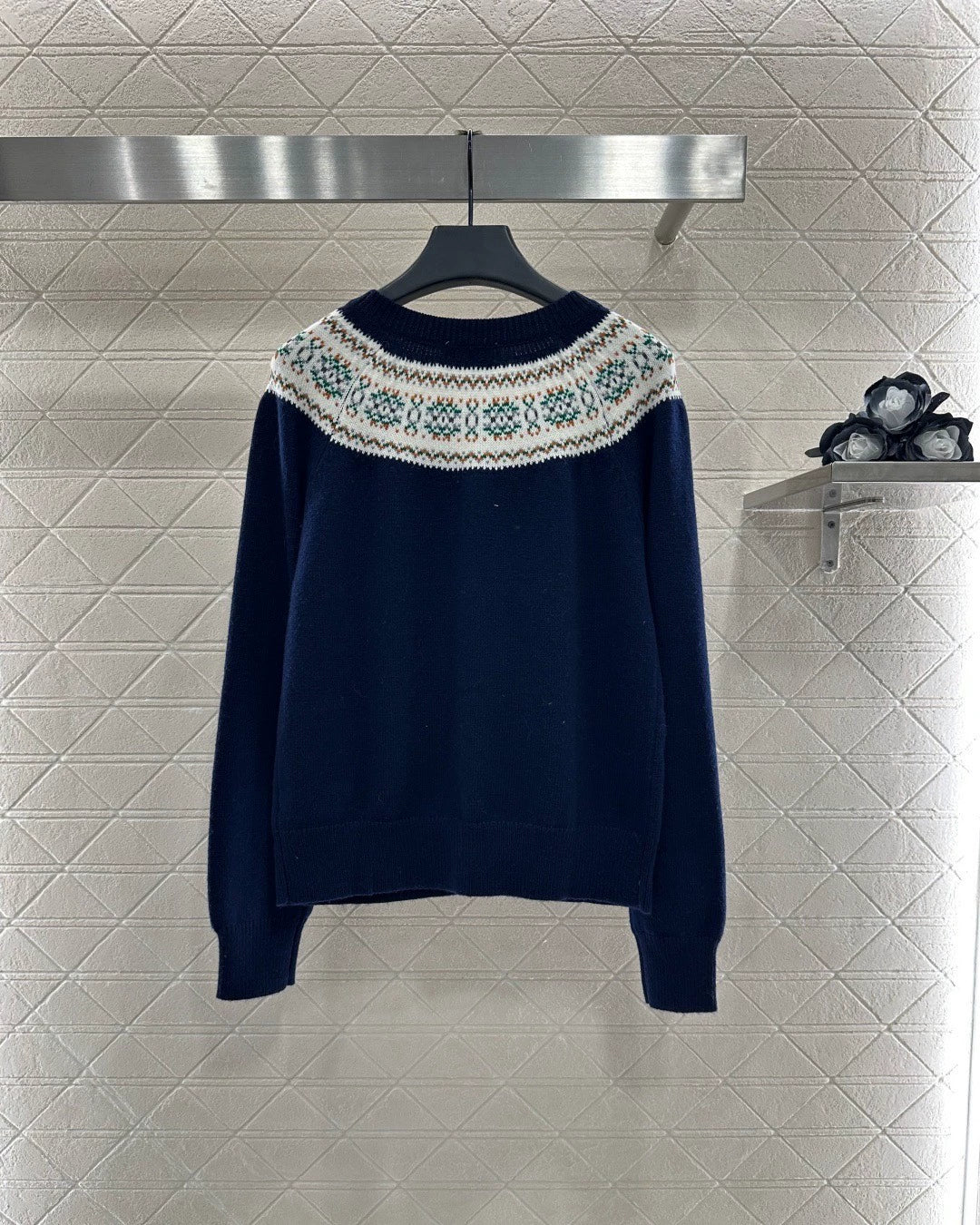 Ce 25 Crochet crew neck cardigan sweater