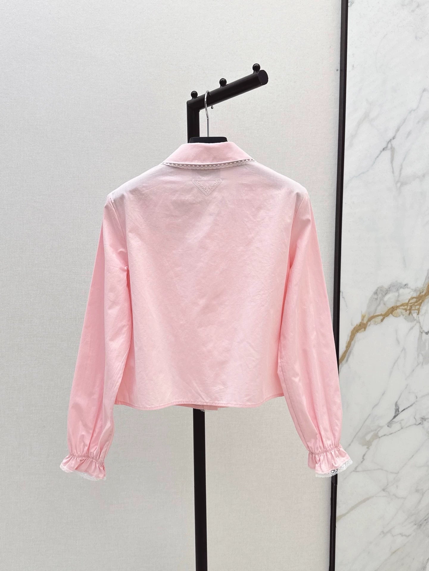 P 25 spring and summer new lace lace long sleeve shirt