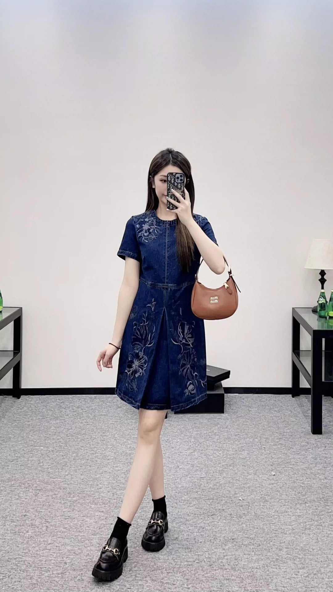 G 25 embroidered dress