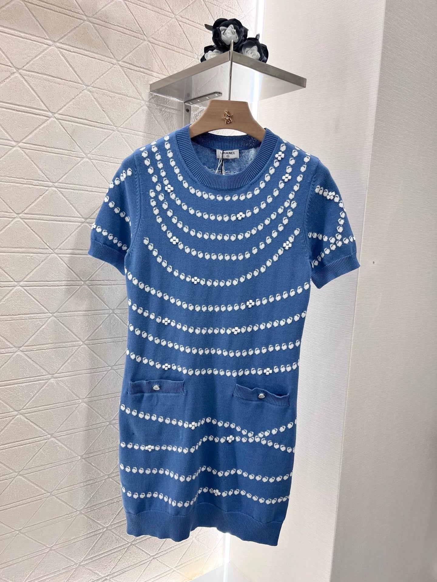 C 25 Frühling und Sommer Neue Stil Anhänger Jacquard Strickkleid