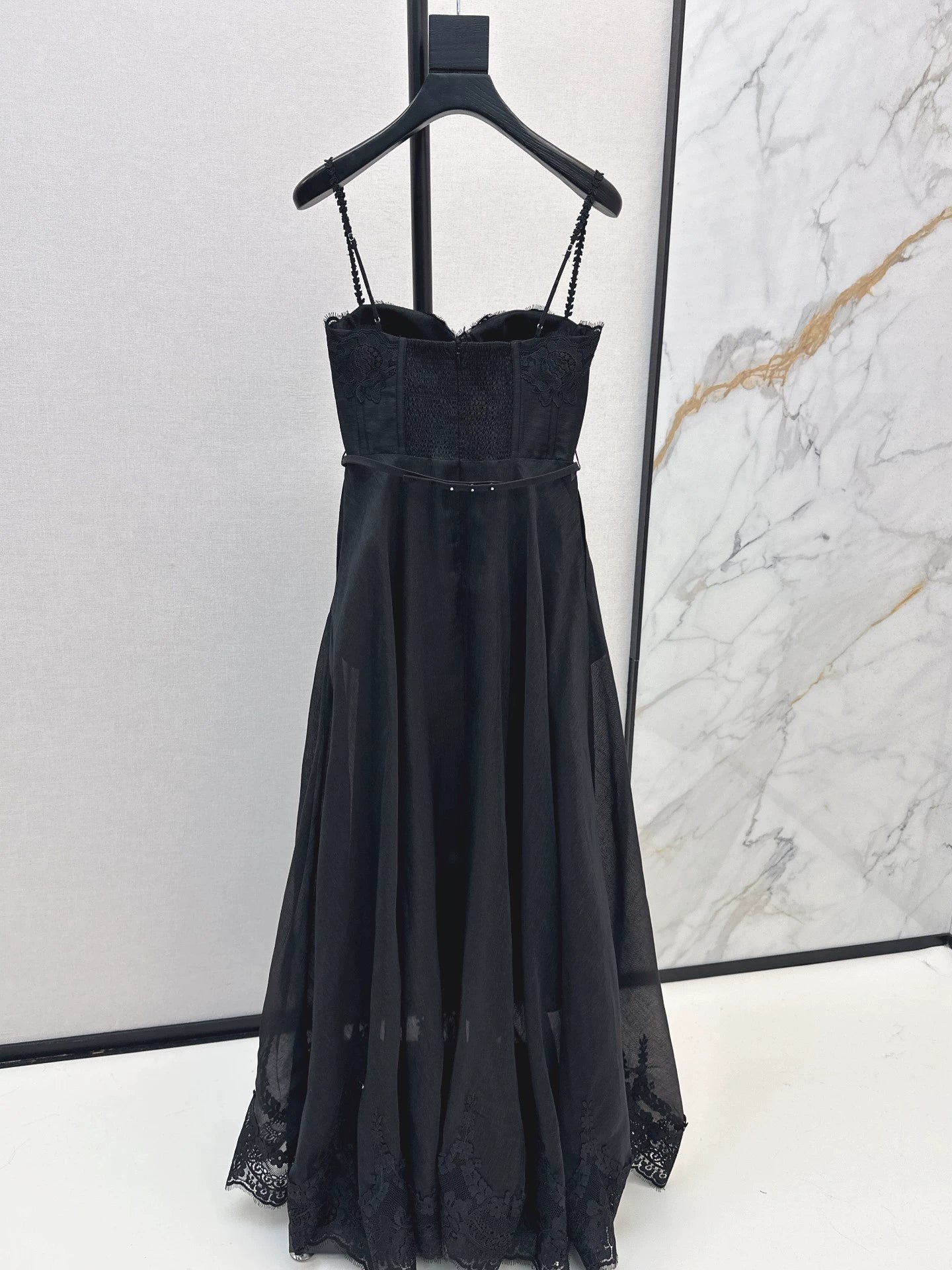 Zim 25 Vacation style camisole dress