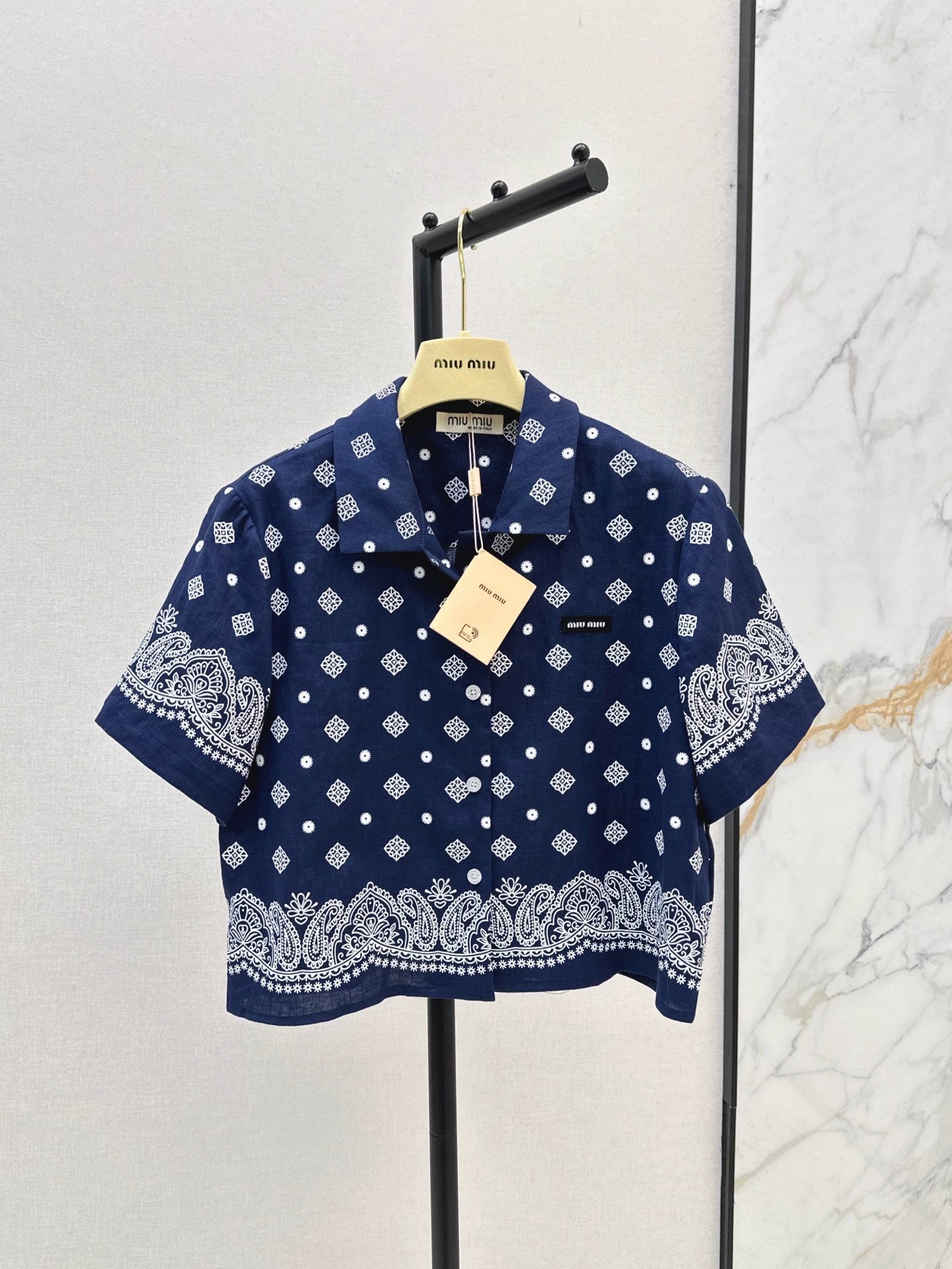 M 25 Spring and Summer New Set Loose Short Sleeve Shirt + Skirt