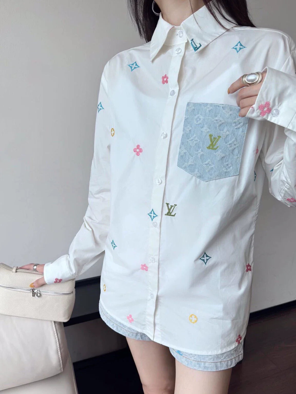 25 Summer New White Embroidered Shirt Jacket