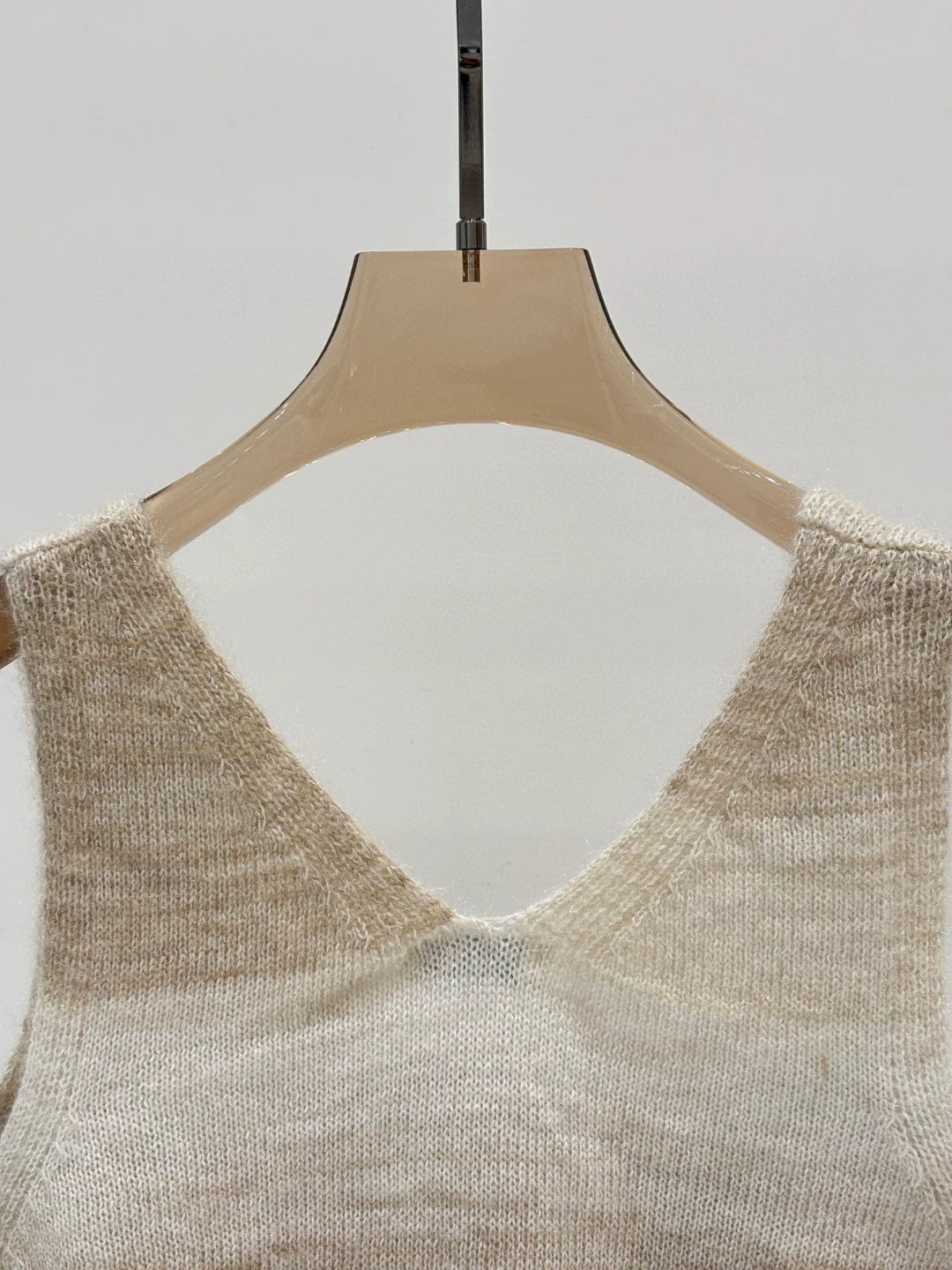 M 25 Summer new V-neck gradient flower three-dimensional jacquard sleeveless knitted vest