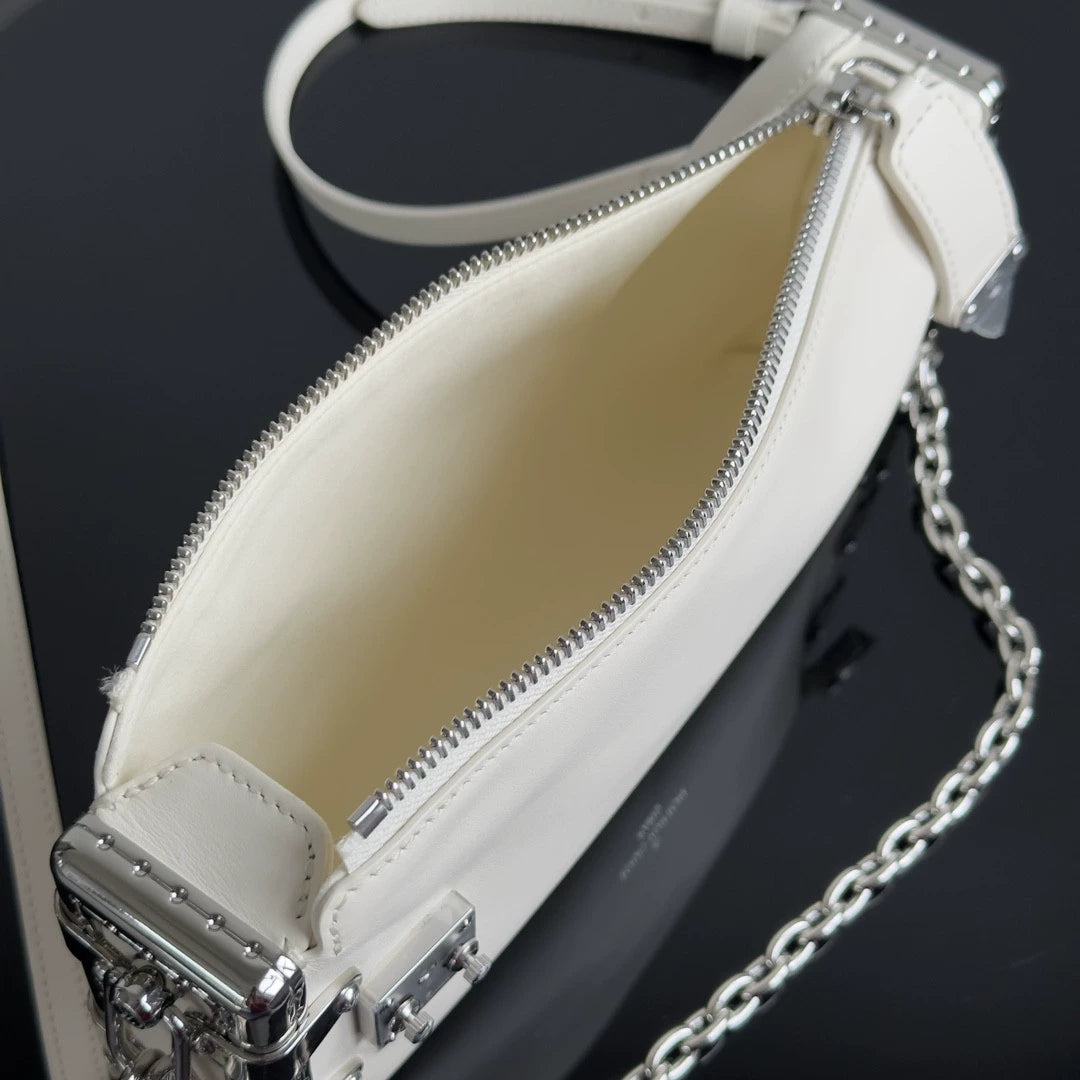 L 25 Messenger bag keepall pillow bag ONTHEGO tote bag