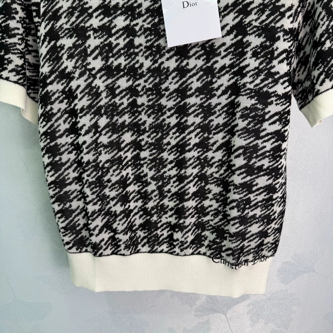 D 25 New Thousand Birdie Check Short Sleeve Knit Top