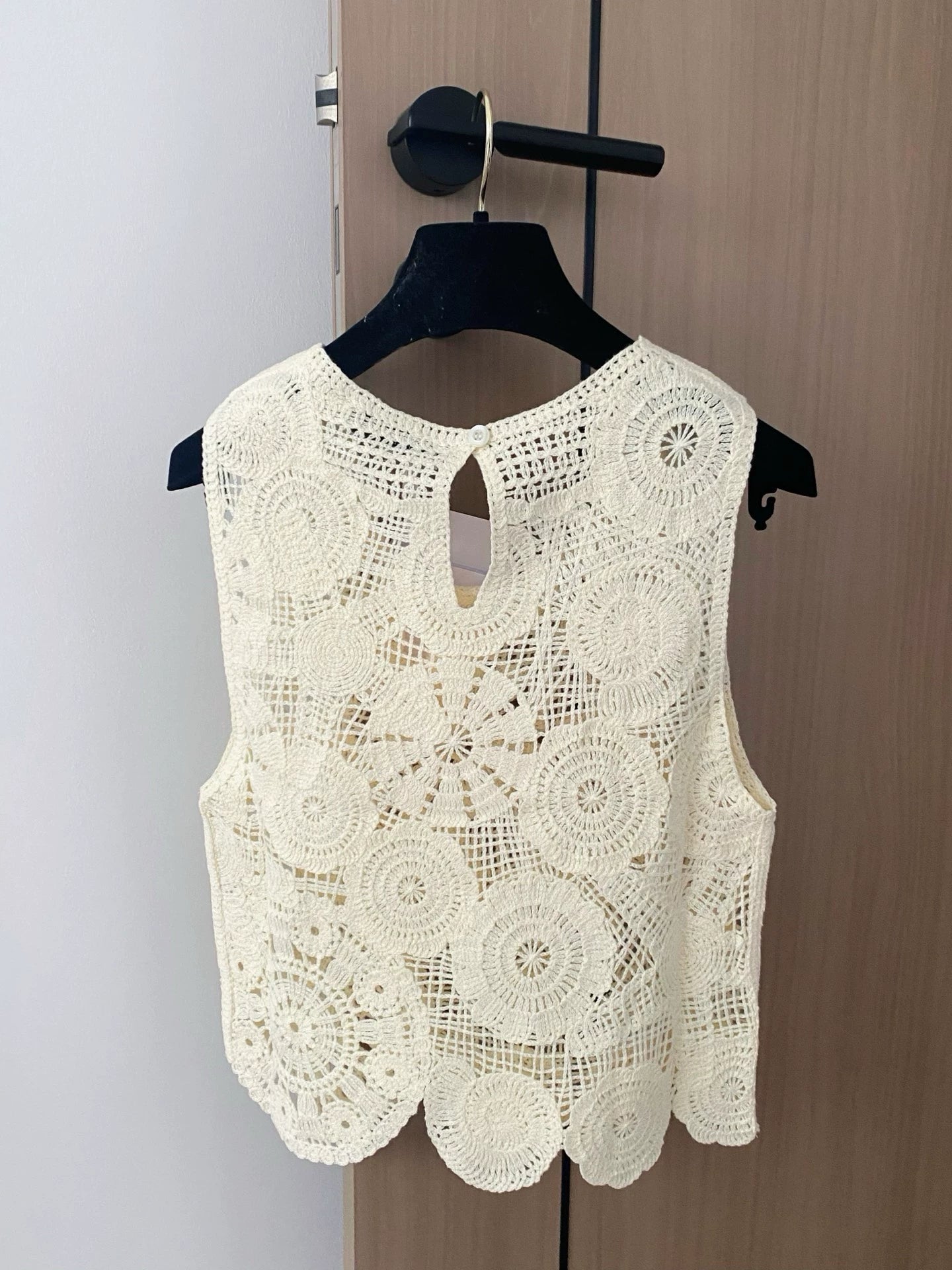 D 25 New Unique Designs Tricolor Tank Top(beige navy pink)