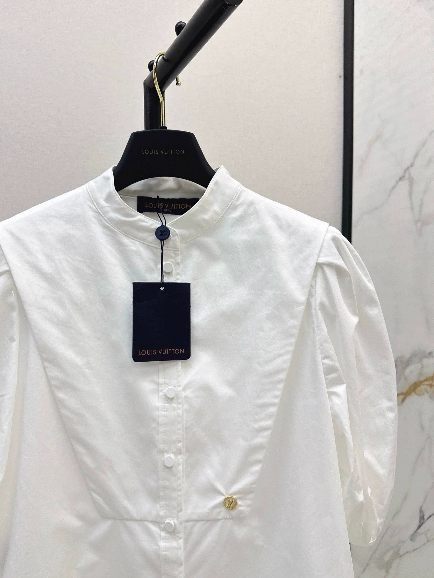 L 25 Spring/Summer New Standing Collar Bubble Sleeve Blouse