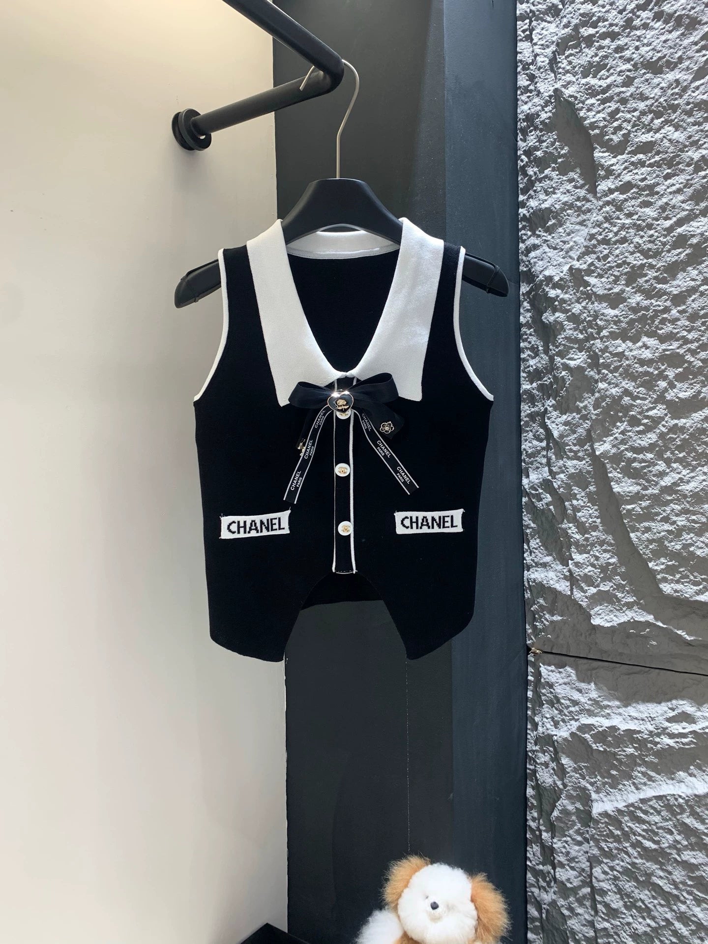 C 25 Bow Tie Knit Vest