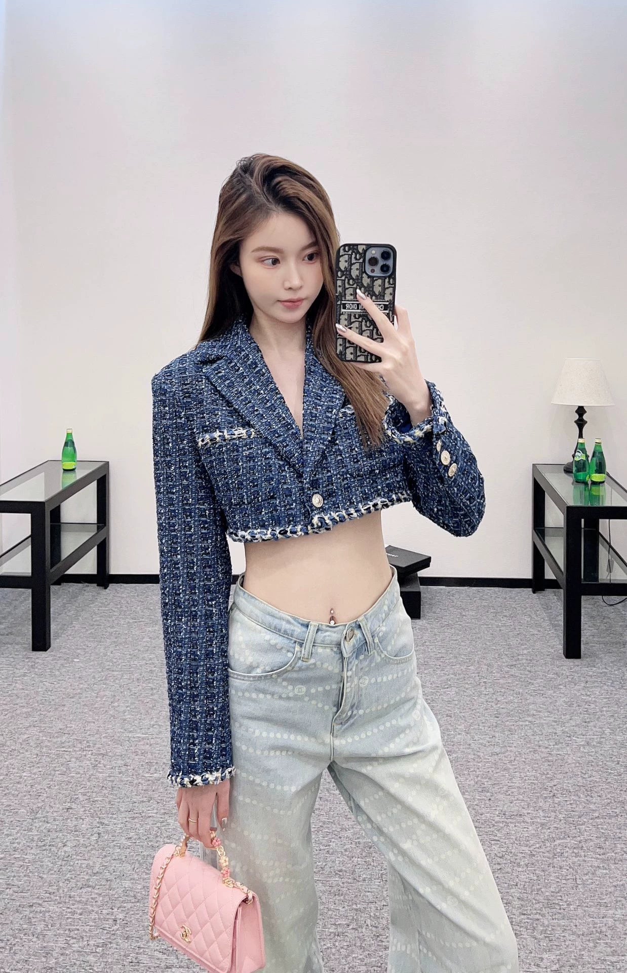 C 25 Cropped woolen tweed dress jacket