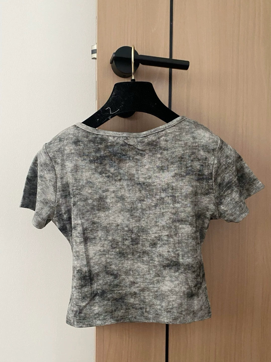 C 25 new metal buckle hollow short-sleeved T-shirt(white black gray)