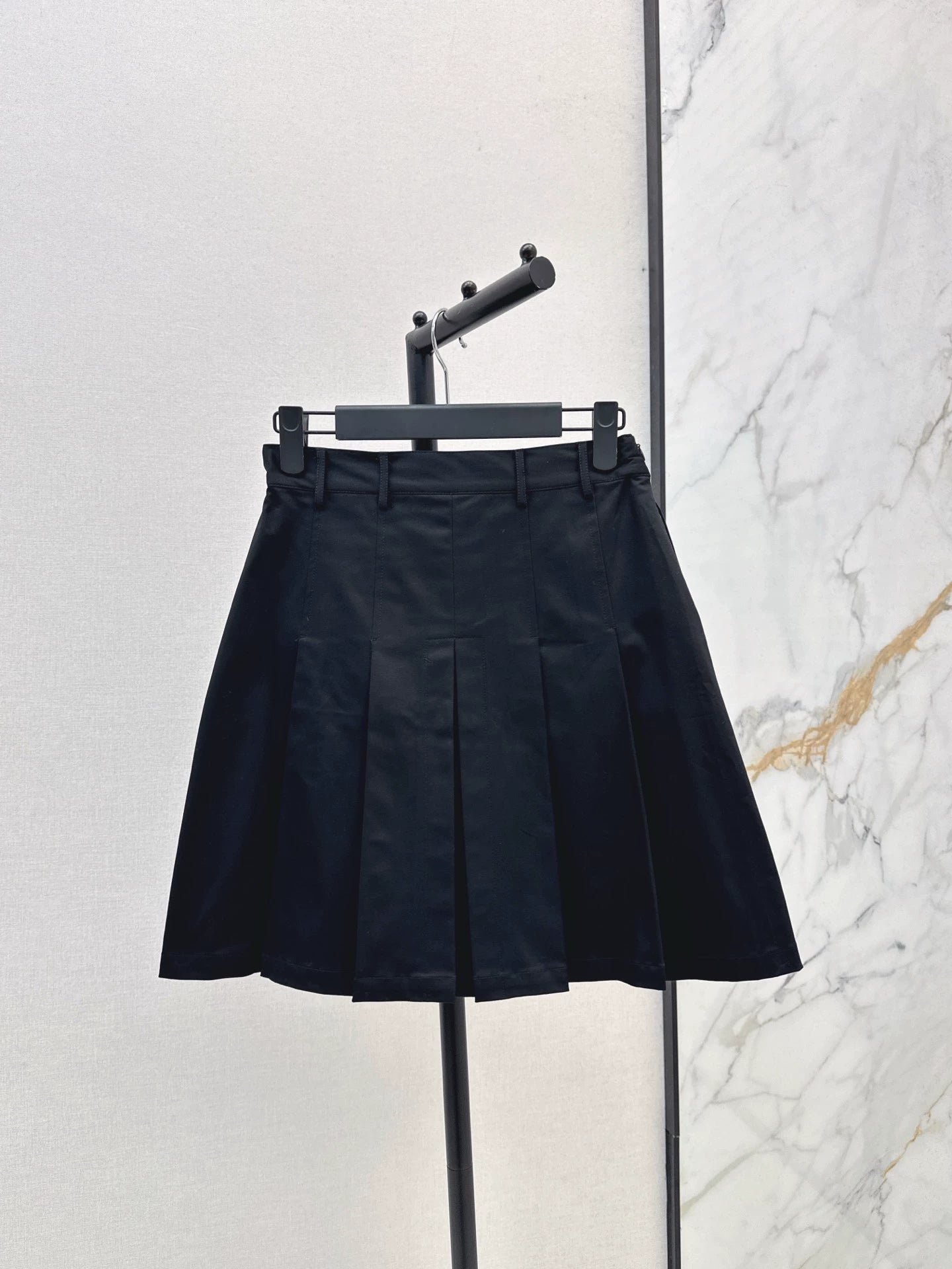 Di 25 high waist pleated skirt