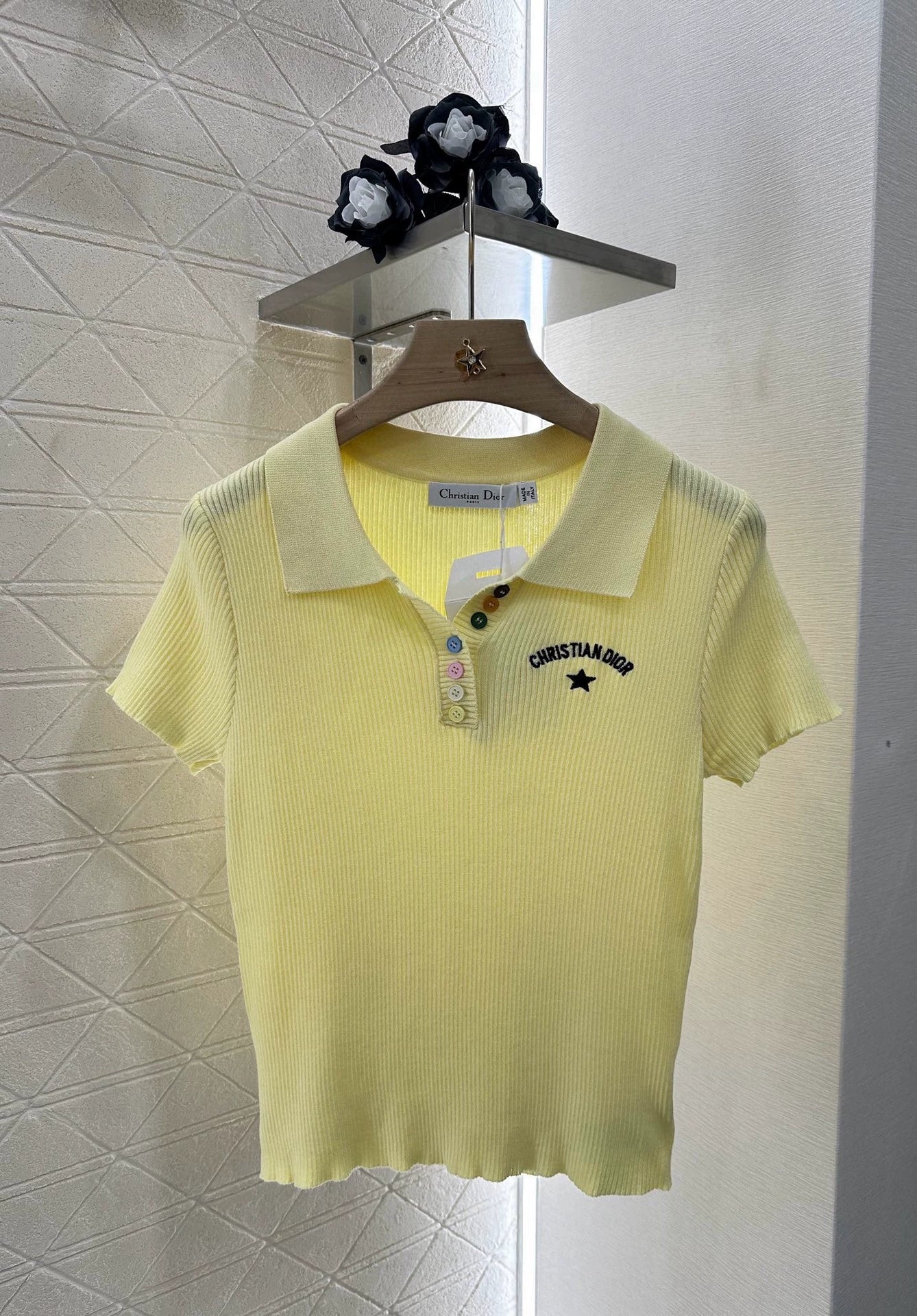 D 25 Slim Fit Lapel Knit Short Sleeve Top