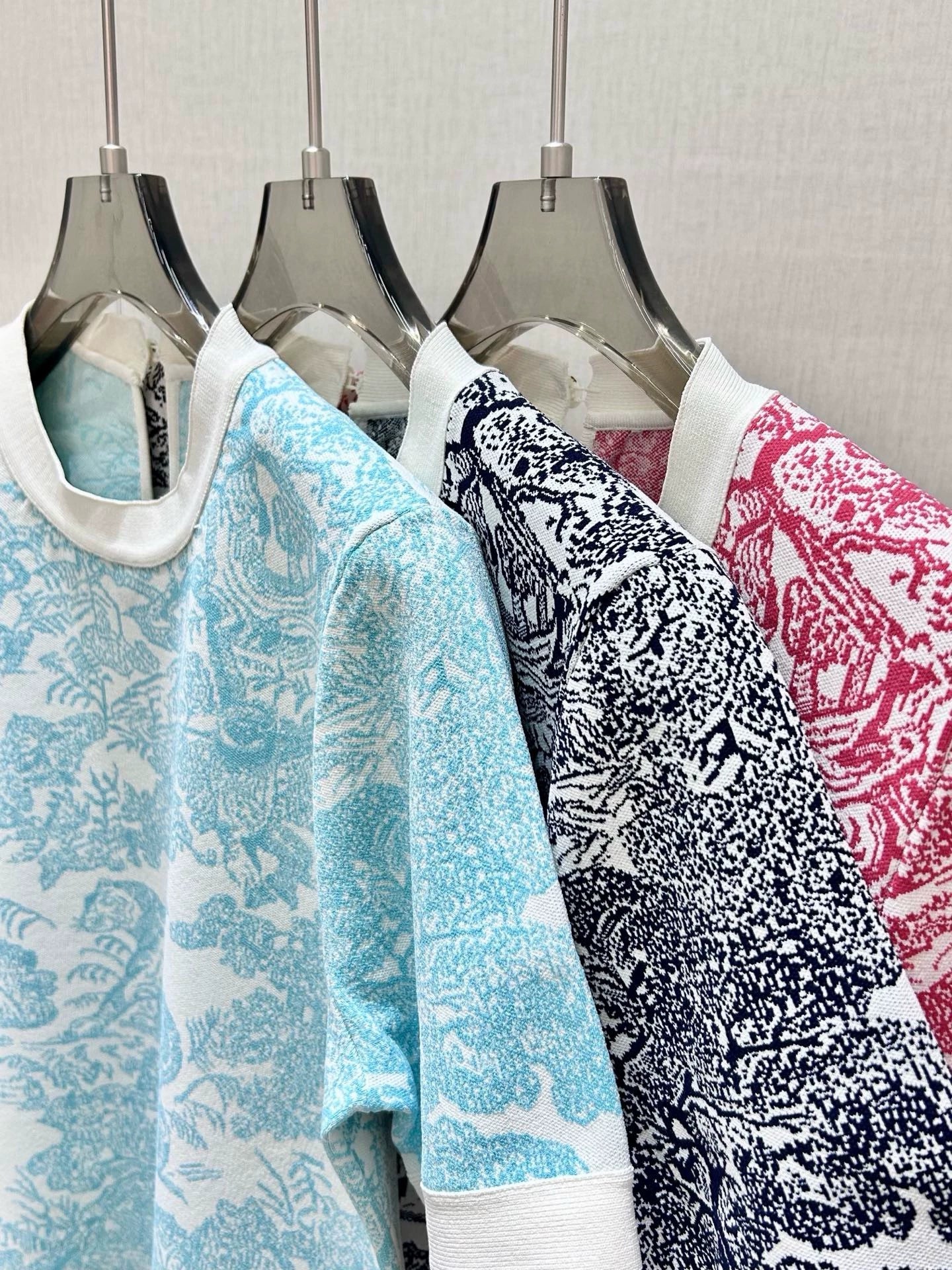 D 25 New Animal Jungle Series Short Sleeve Tops