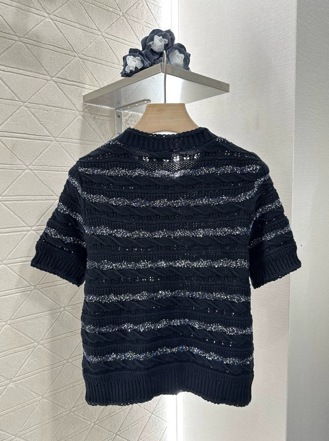 C 25 New Sequin Stripe Knit Short Sleeve Cardigan