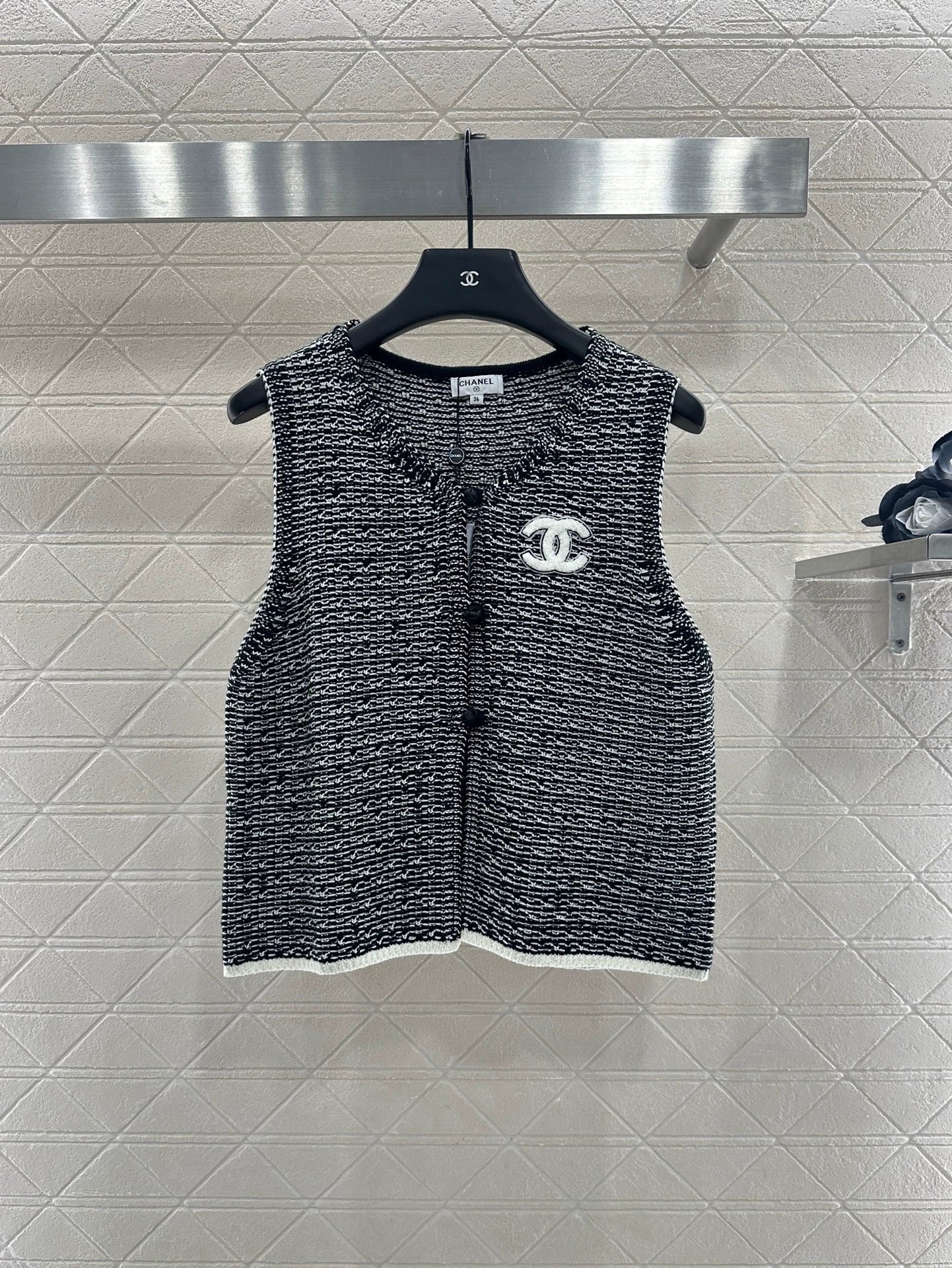 C 25 Chinese style buttoned knitted vest