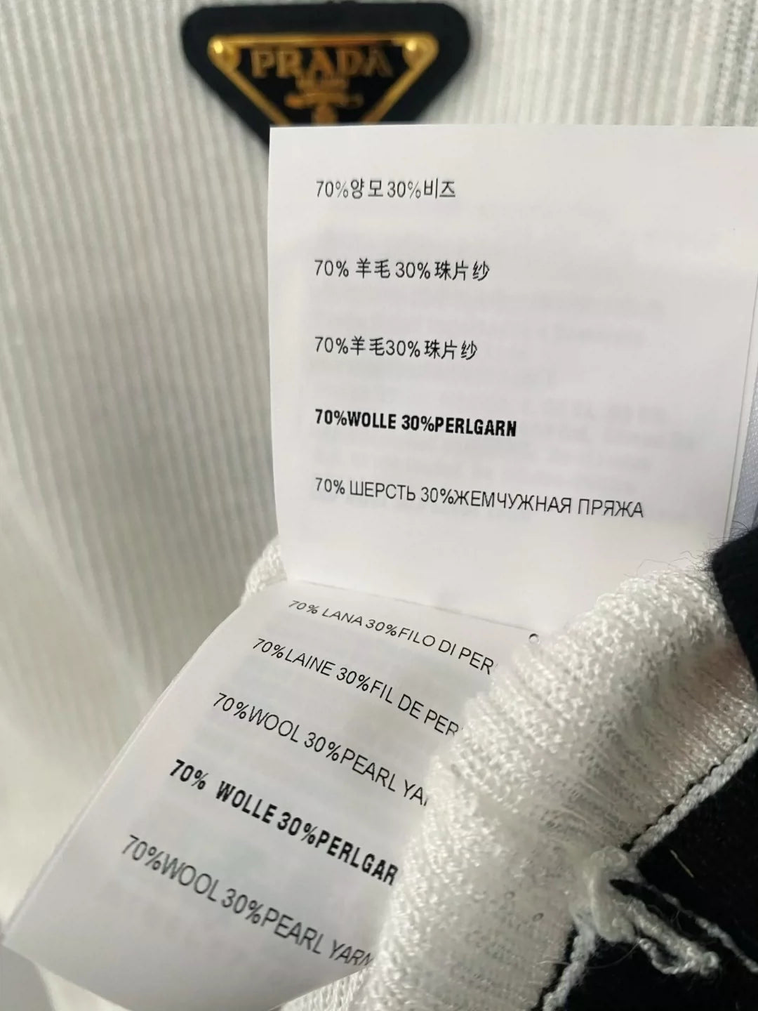 P 25 New Color Block Triangle Label Crew Neck Short Sleeve Knit Top
