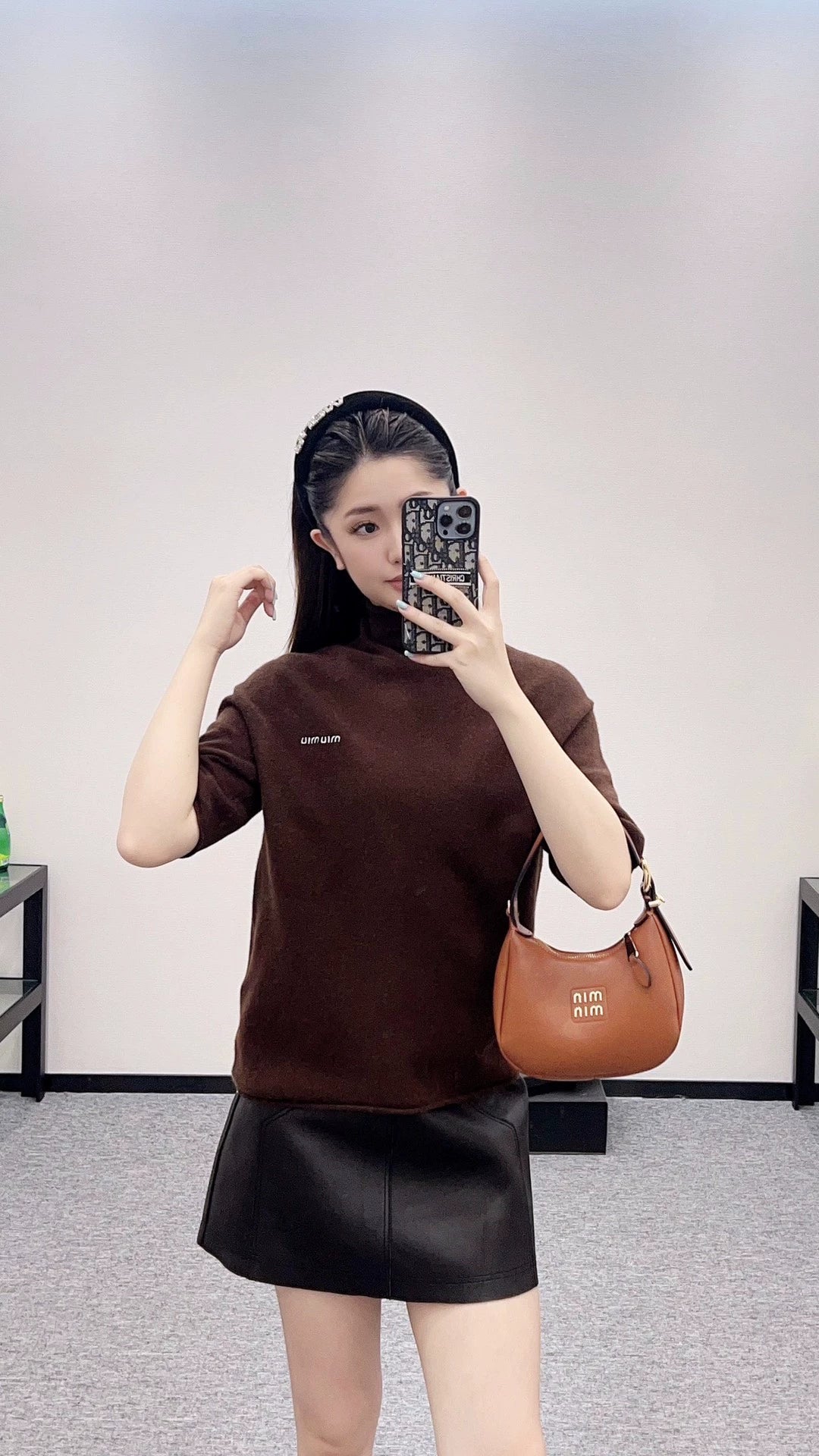M 25 Mock-neck knit short-sleeved top