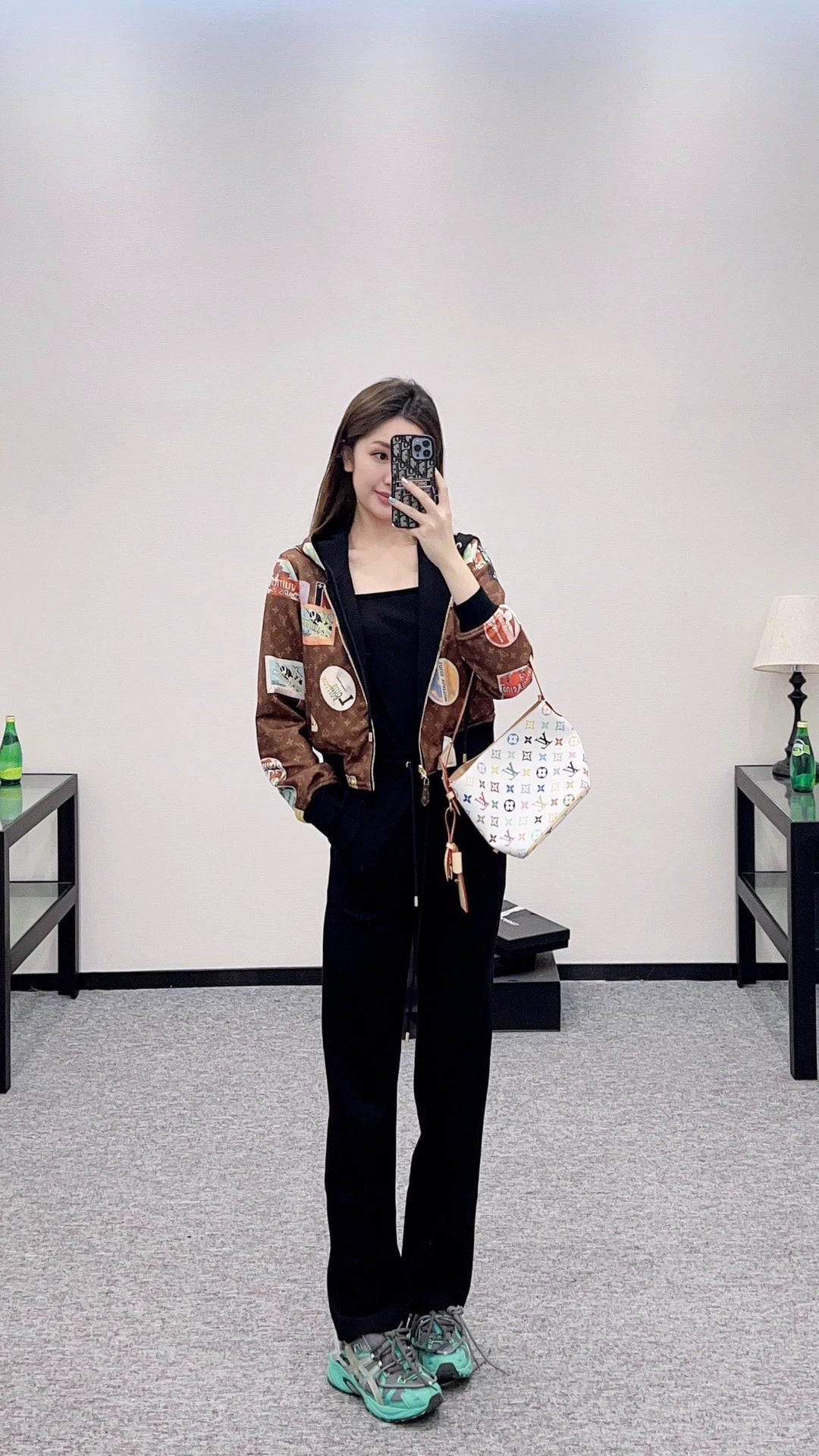 L 25 Double-sided hooded jacket + trousers set