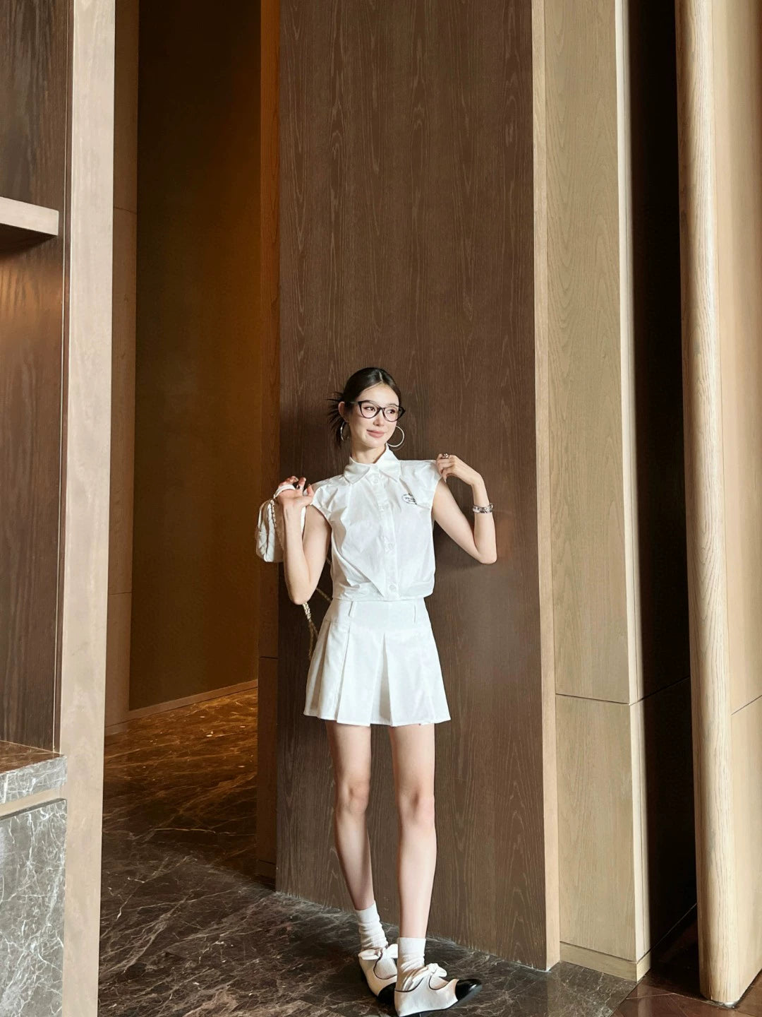 P 25 New Pleated bud sleeve blouse + pleated half skirt set