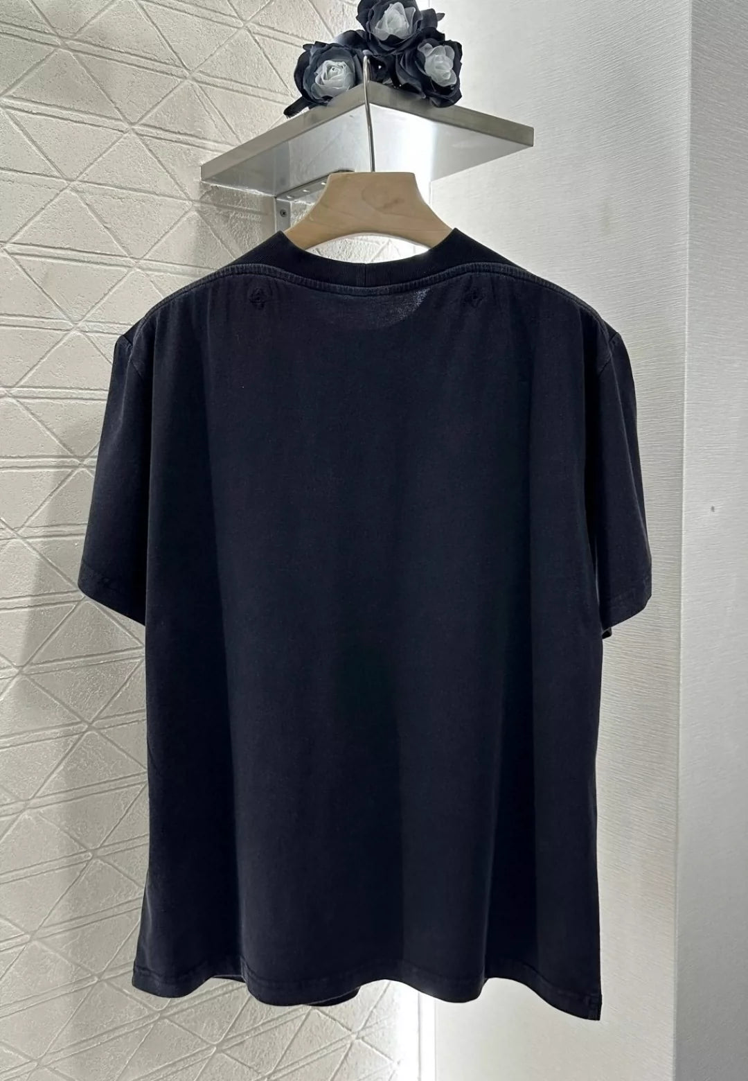 L 25 summer new washed embroidery letters broken hole round neck short sleeve T-shirt