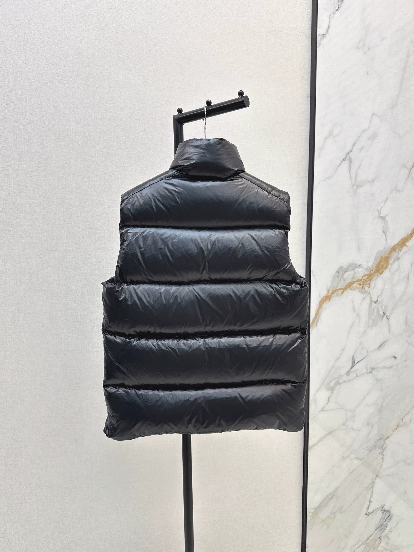 Mon 25fw stand collar down vest