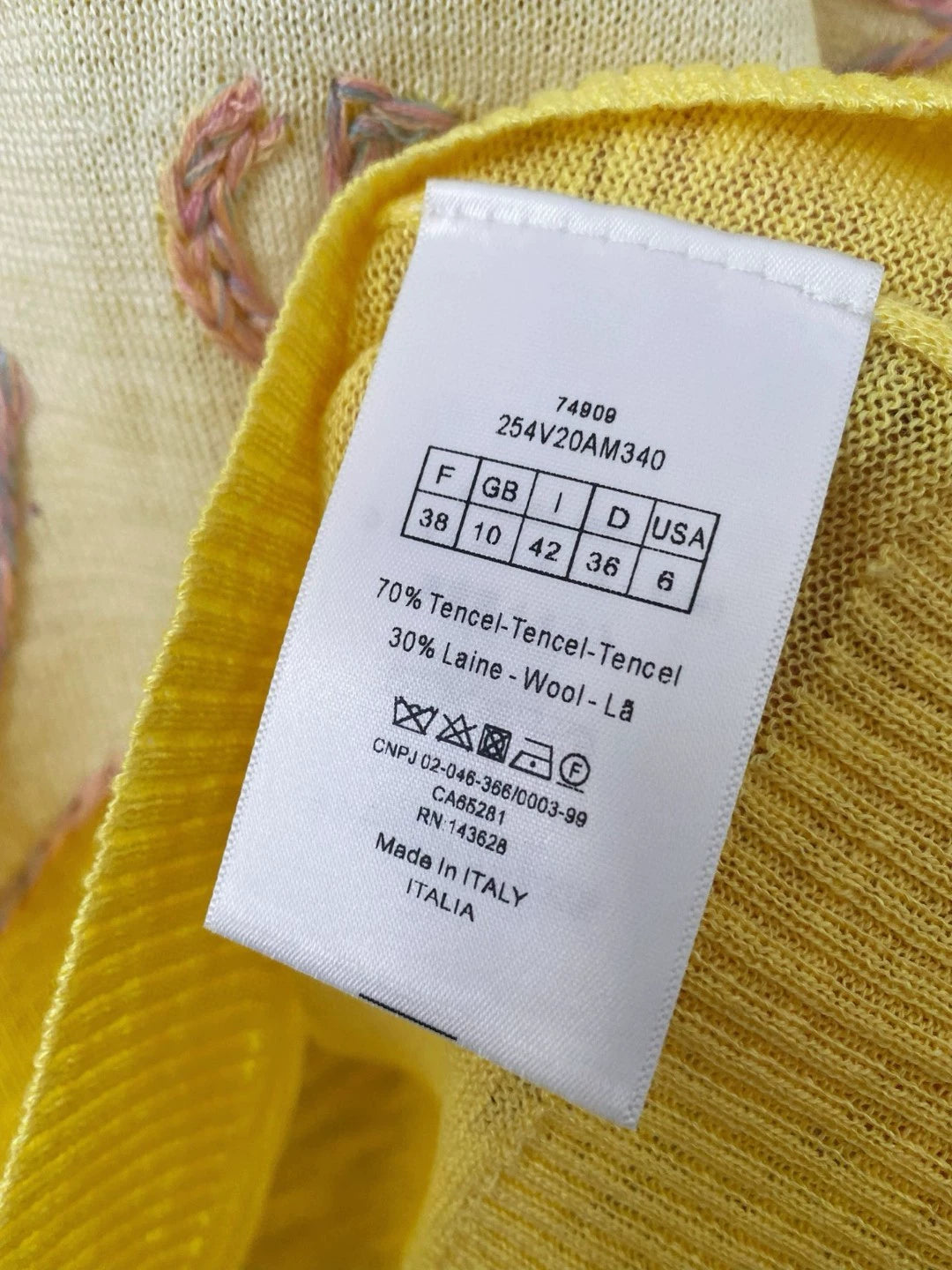 D 25 New Color Clash Star Stripe Crew Neck Sleeveless Knit Tank Top(white sapphire blue yellow )