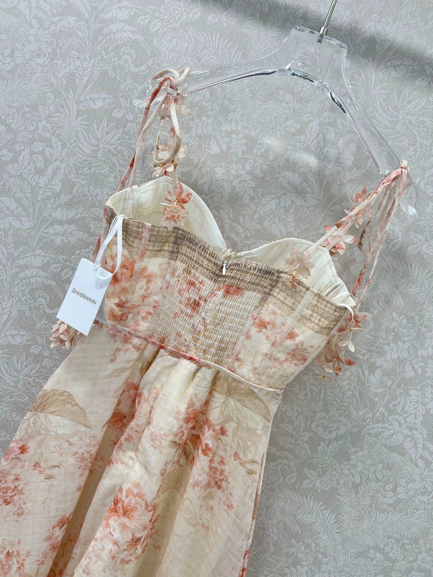 Z 25 New Flower Cluster Printed Halter Dresses
