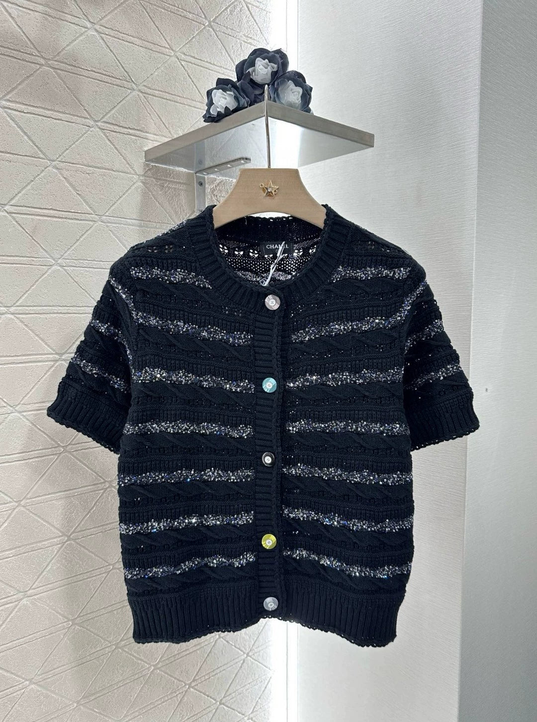 C 25 New Sequin Stripe Knit Short Sleeve Cardigan