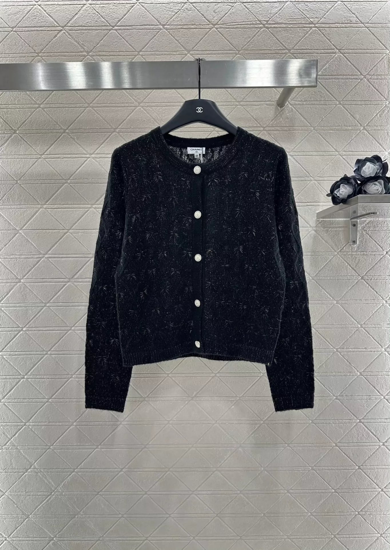 C 25 Classic knitted cardigan