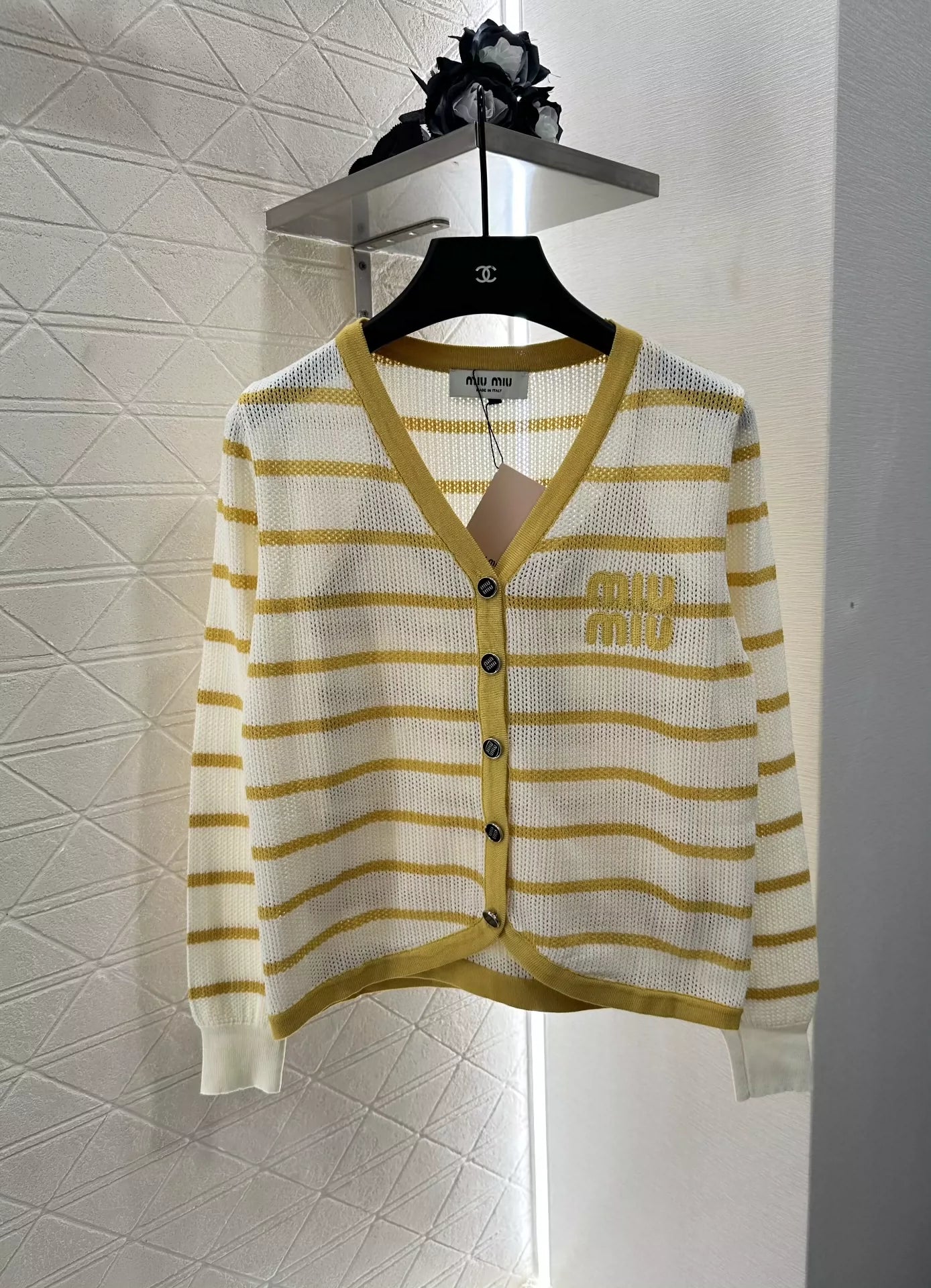 M 25 Two-piece camisole knitted cardigan