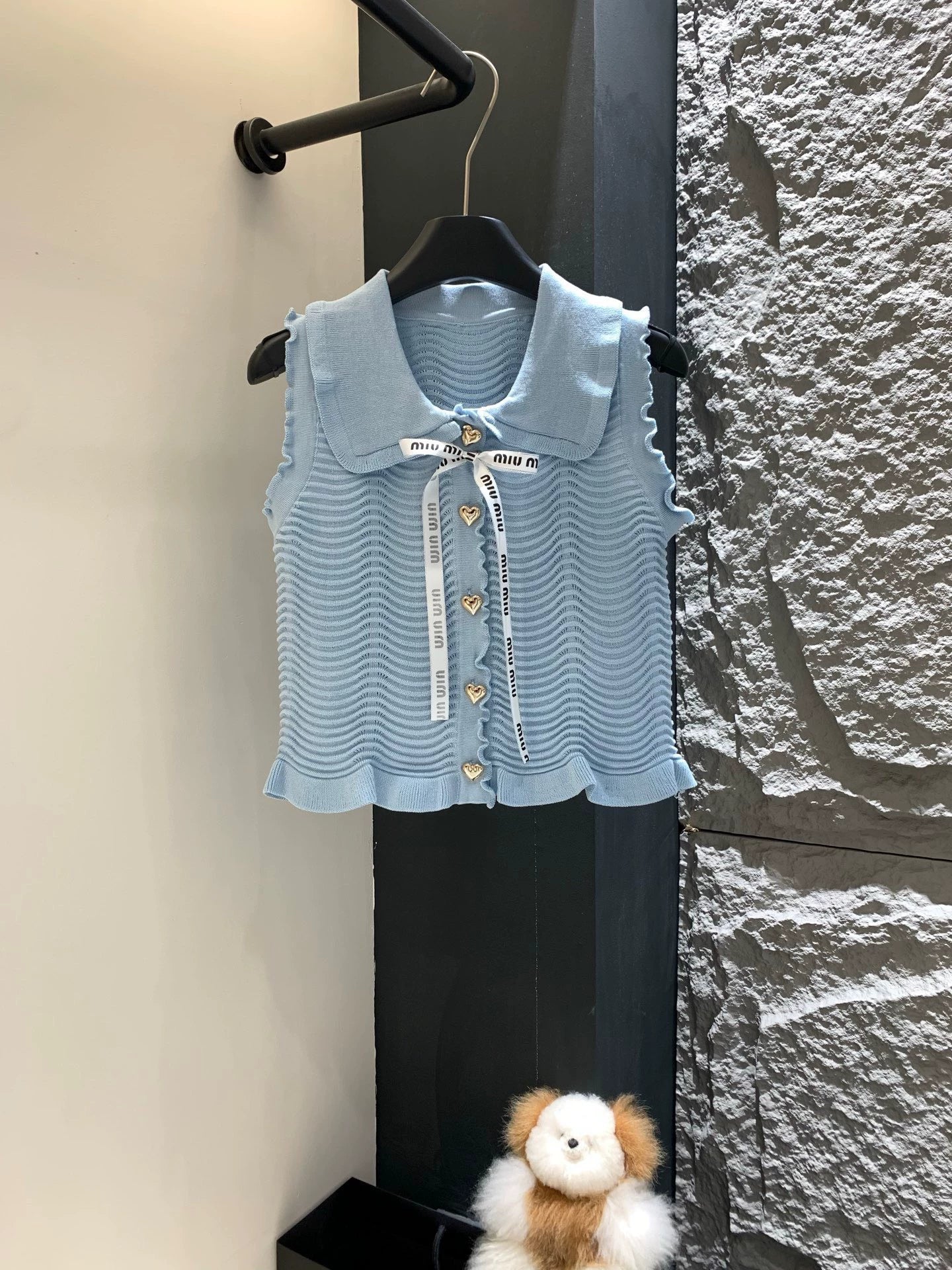M 25 Bow Tie Knit Vest