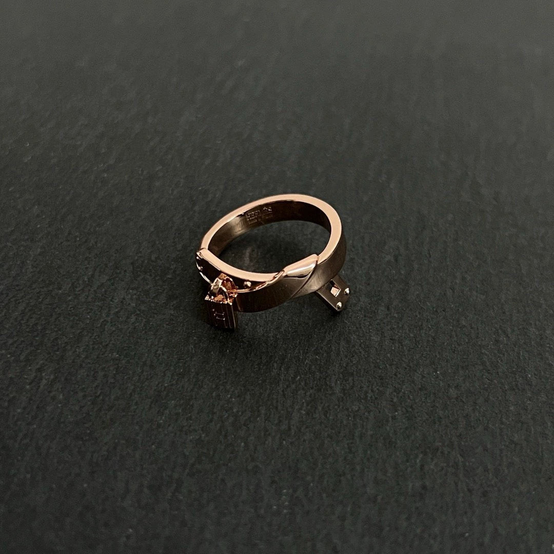 He 25 Belt Lock Ring