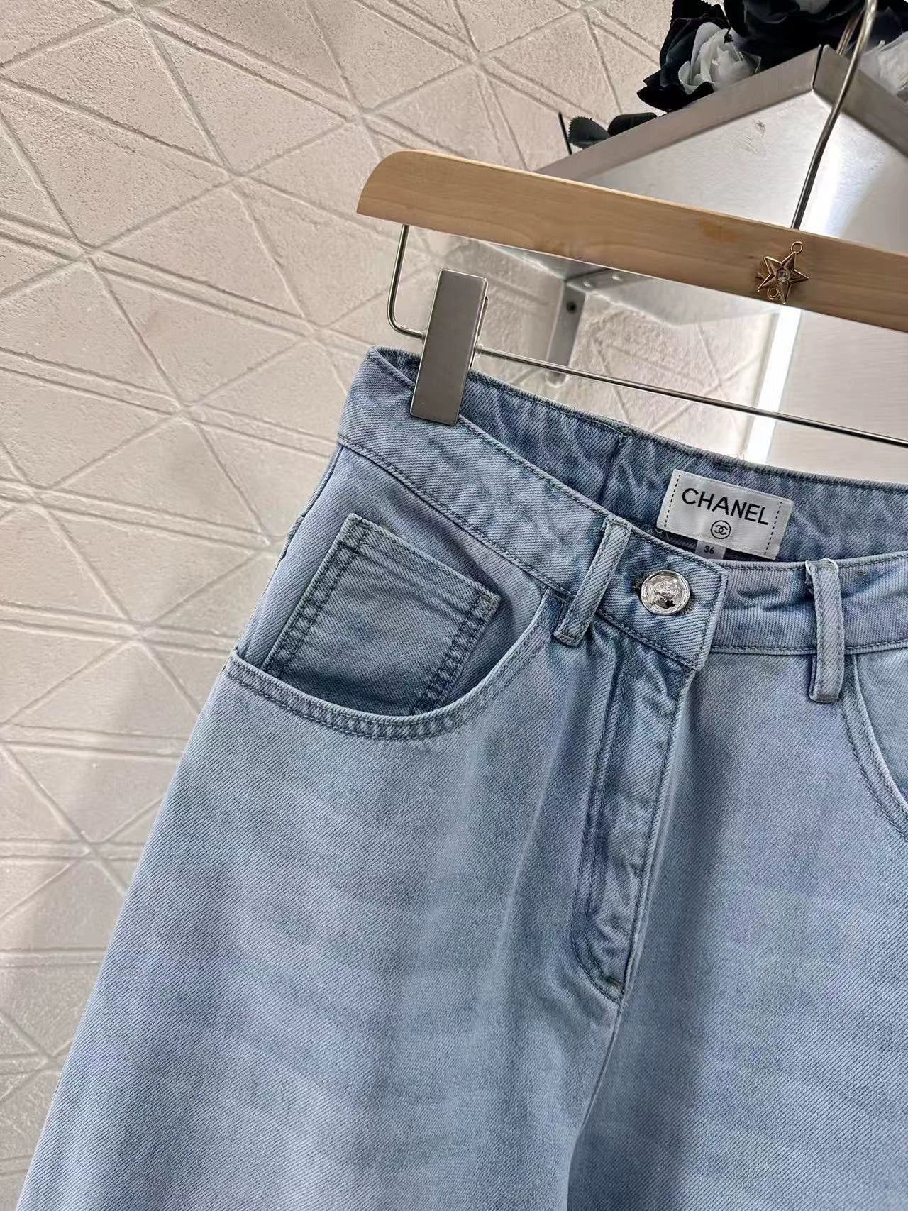 C 25 summer new sequins letters straight jeans