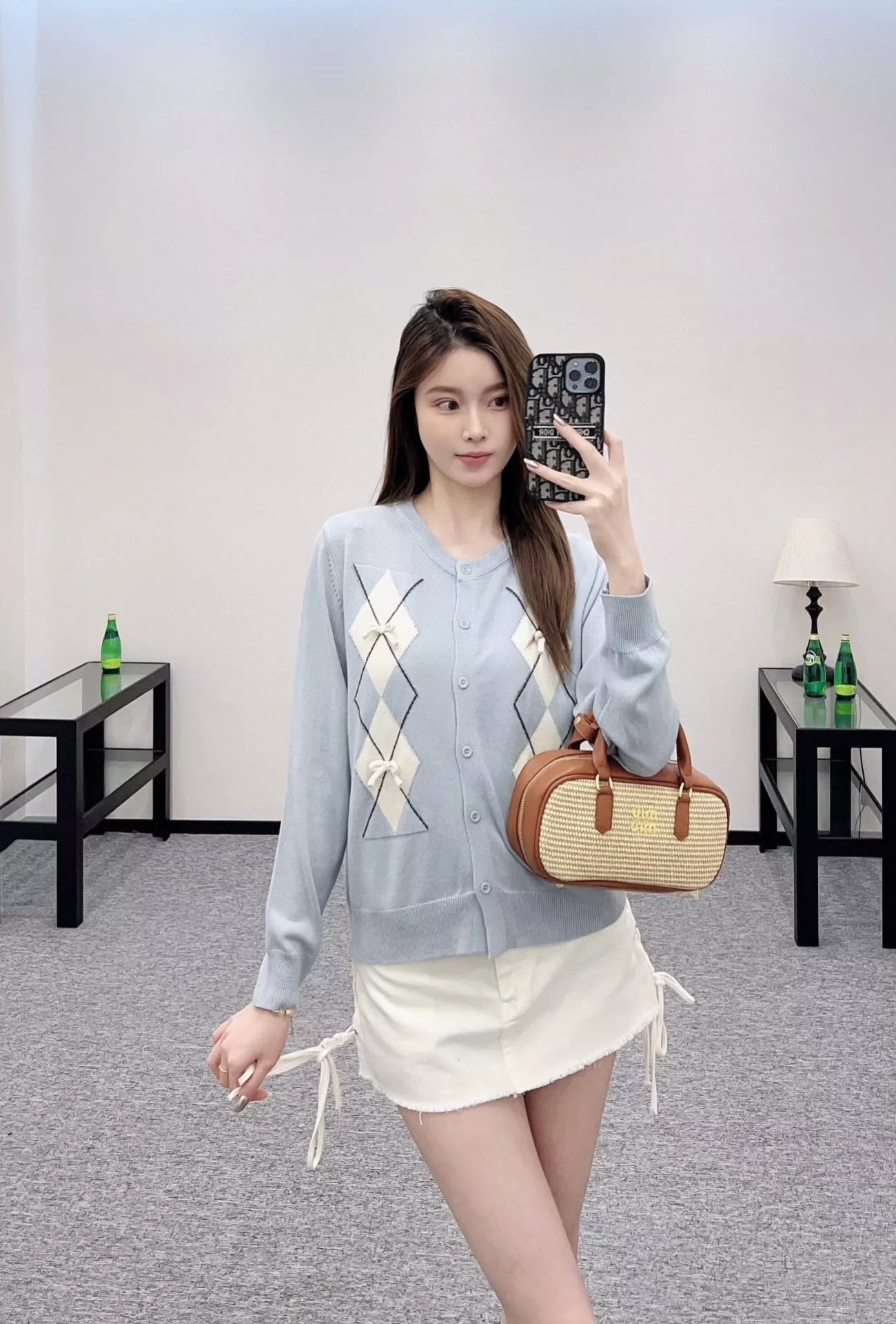 M 25 Diamond Bow Knit Cardigan