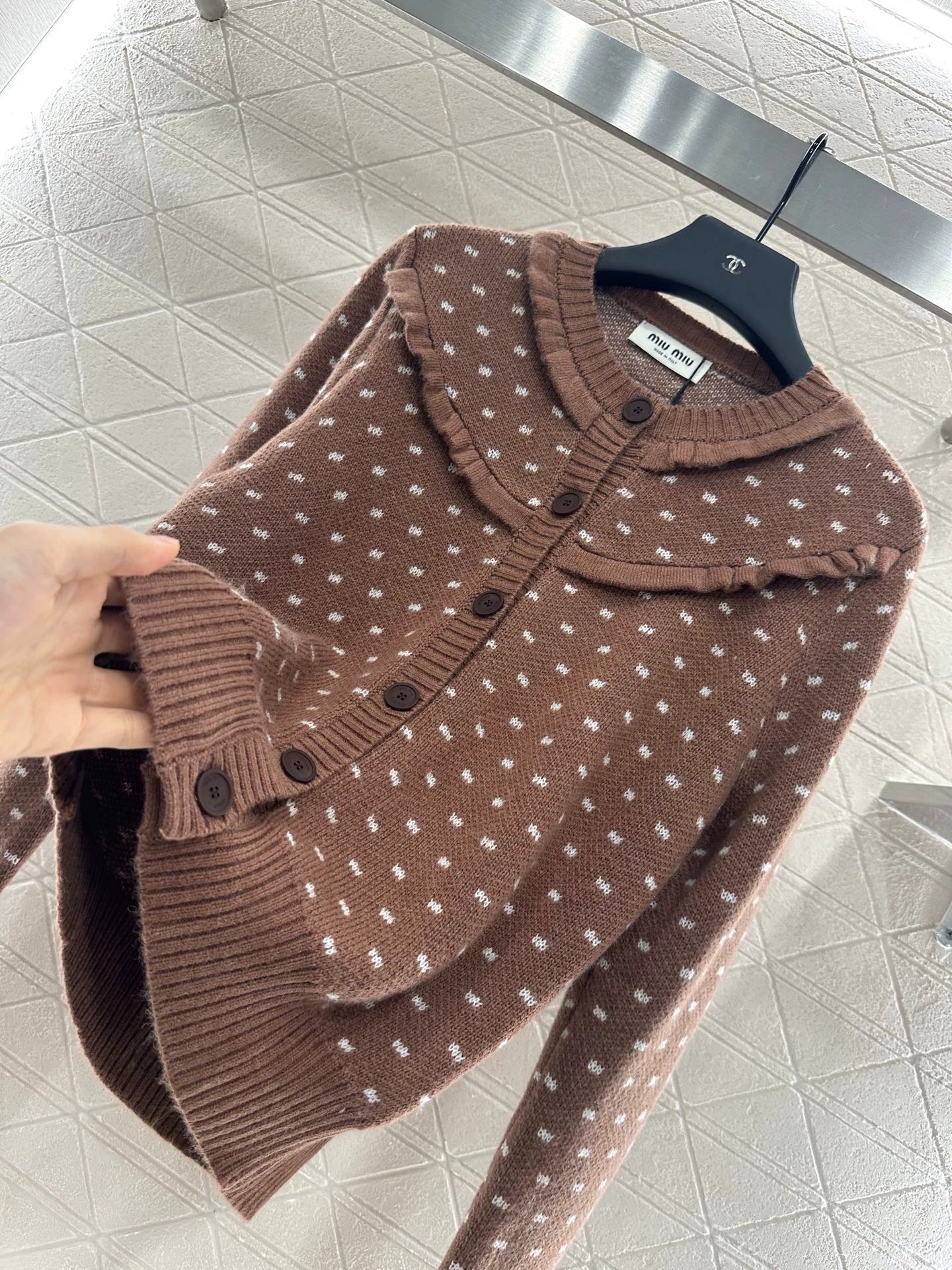 M 25 Crew-neck polka-dot knit cardigan