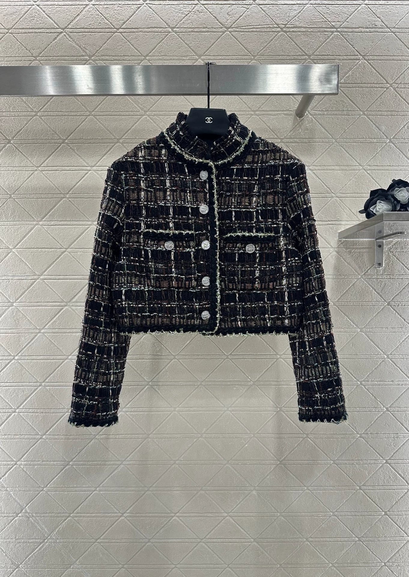 C 25 Plaid woven tweed jacket and skirt set