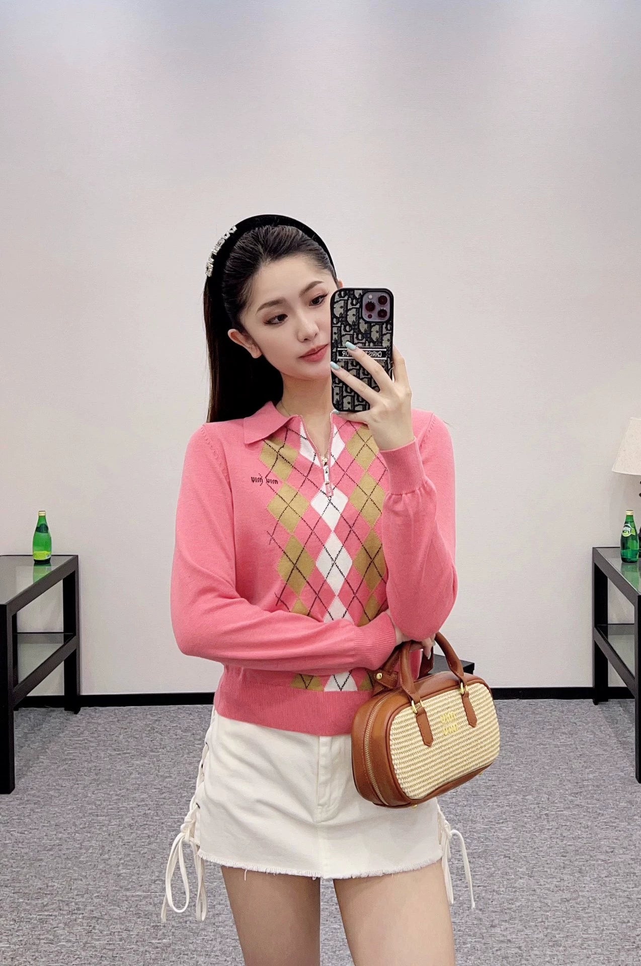 M 25 Lapel diamond knit long-sleeved top.