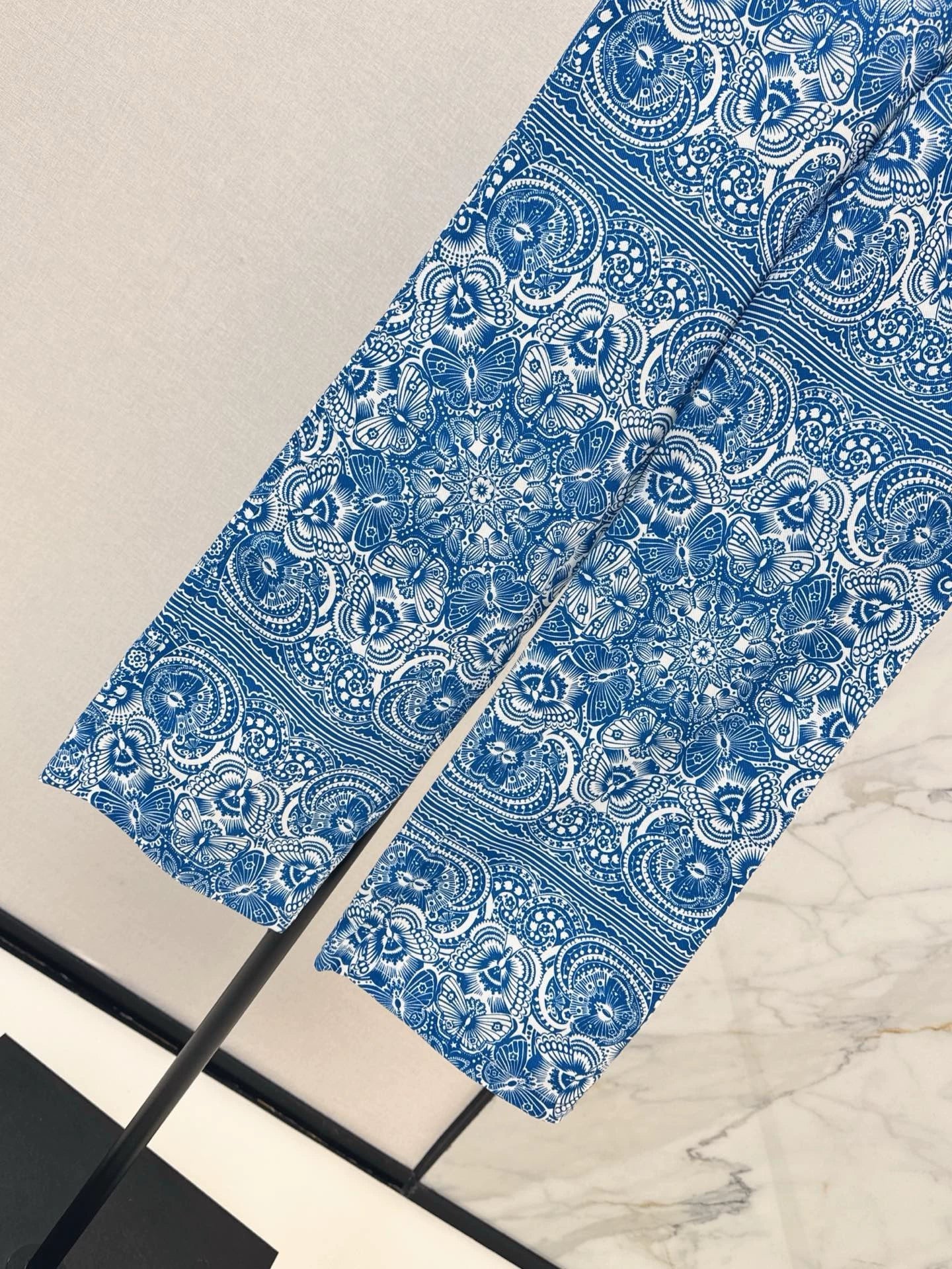 D 25 New Celadon Butterfly Print Denim Collection Long Pants