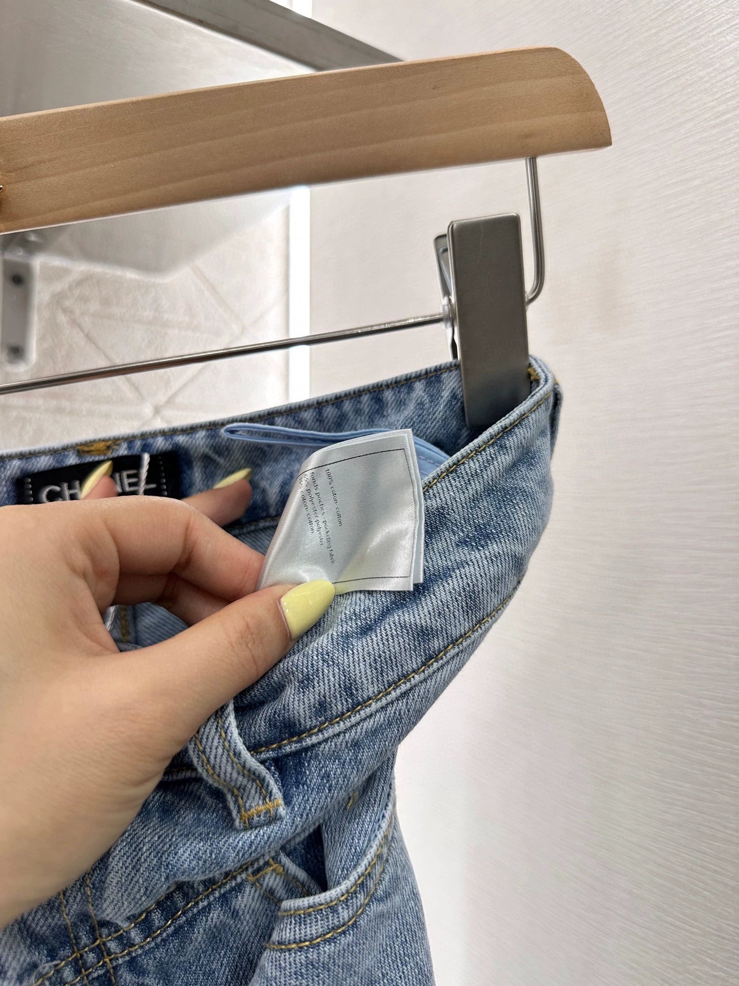 C 25High waist washed denim straight pants