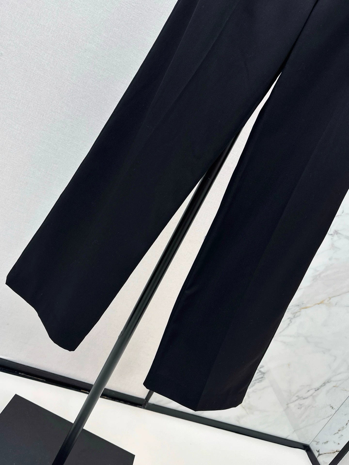 Ve 25 Spring/Summer newest style metal button decoration high-waisted small suit pants